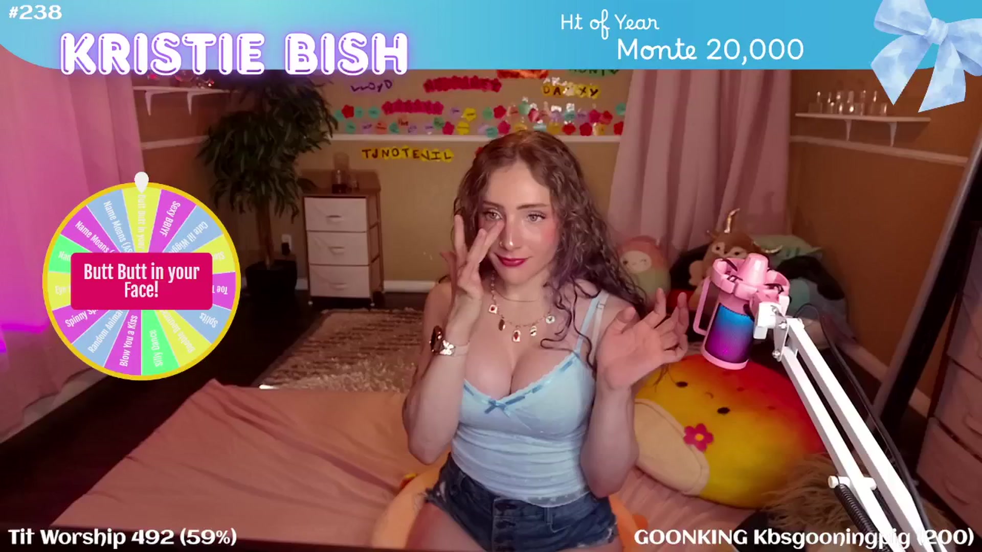 Gallery image thumbnail from KristieBish's myfreecams stream on, 04/01/2025, 04:05 image 10 of 20