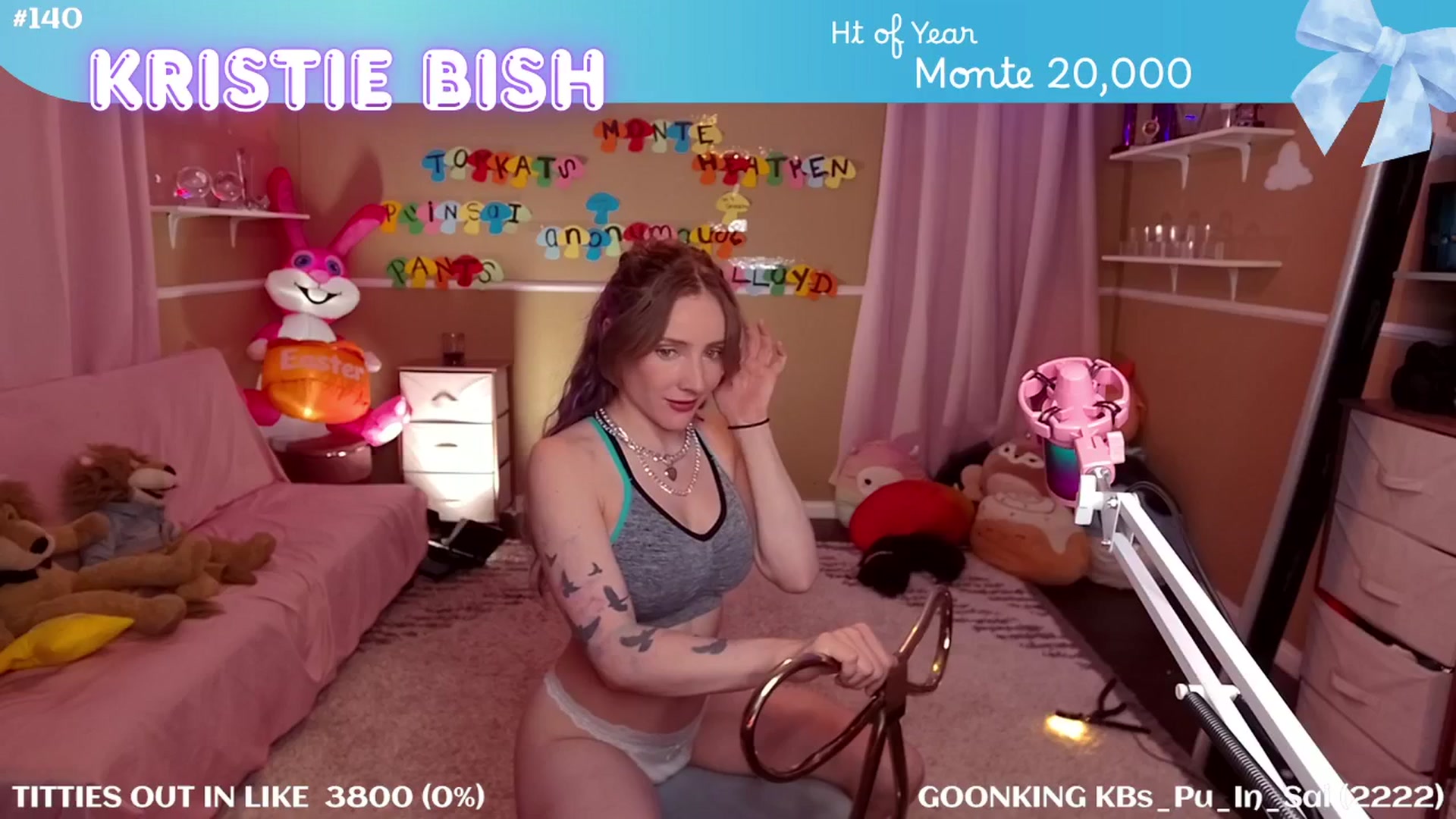 Gallery image thumbnail from KristieBish's myfreecams stream on, 04/03/2025, 05:03 image 9 of 20