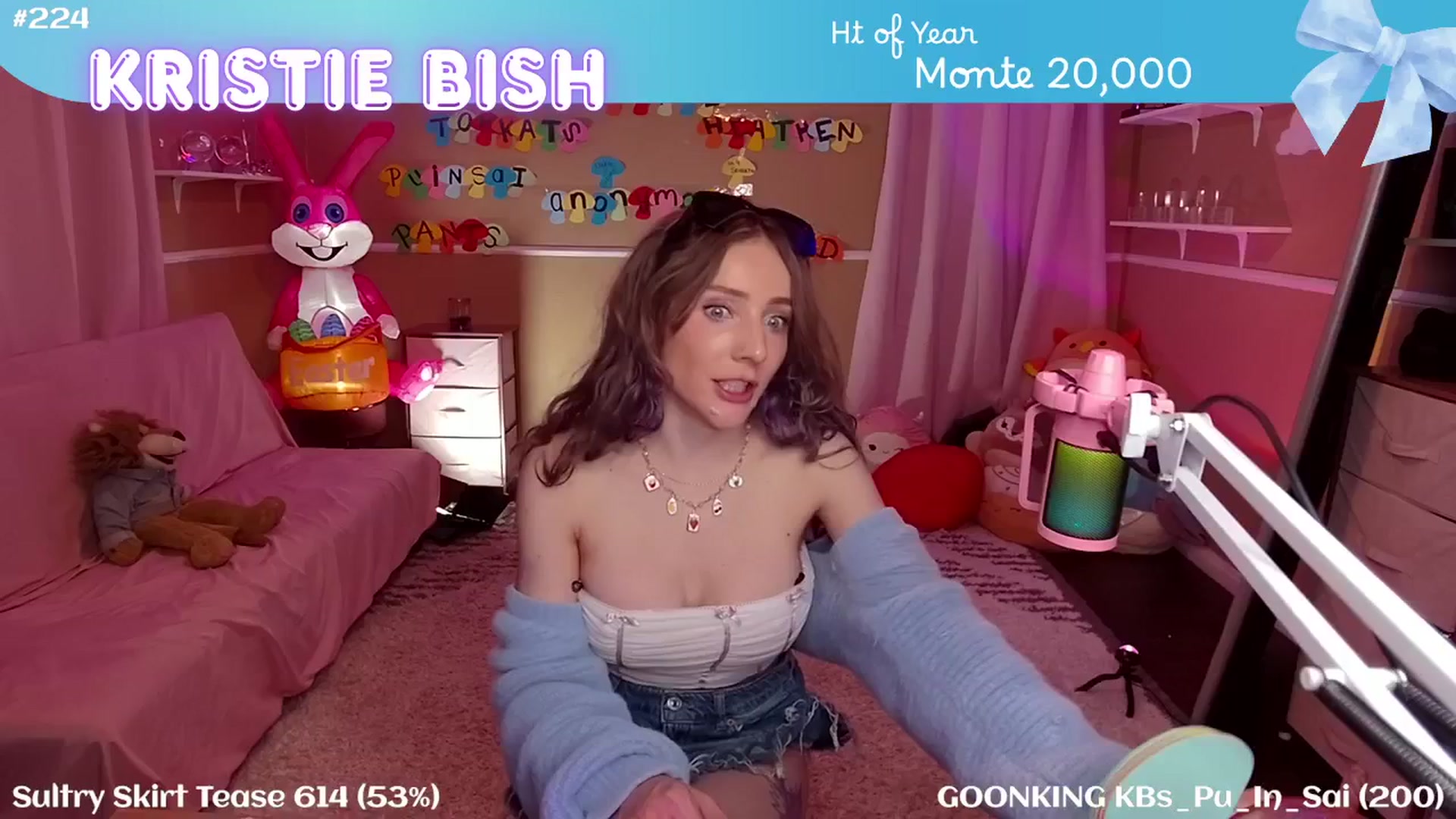 Gallery image thumbnail from KristieBish's myfreecams stream on, 04/04/2025, 05:27 image 8 of 20