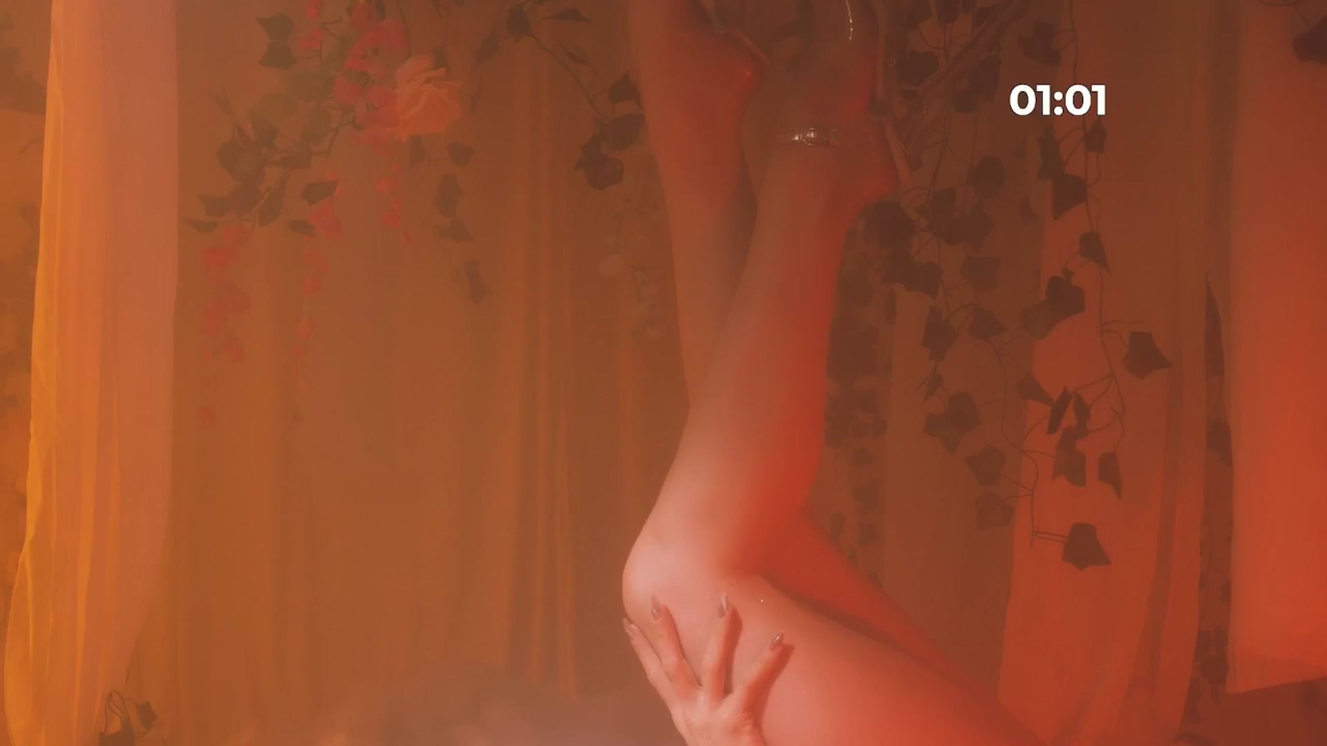 Gallery image thumbnail from KristieBish's myfreecams stream on, 06/26/2025, 04:06 image 3 of 20