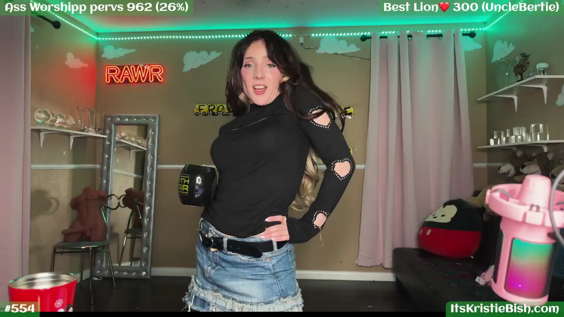 Gallery image thumbnail from KristieBish's myfreecams stream on, 01/18/2026, 05:50 image 1 of 20