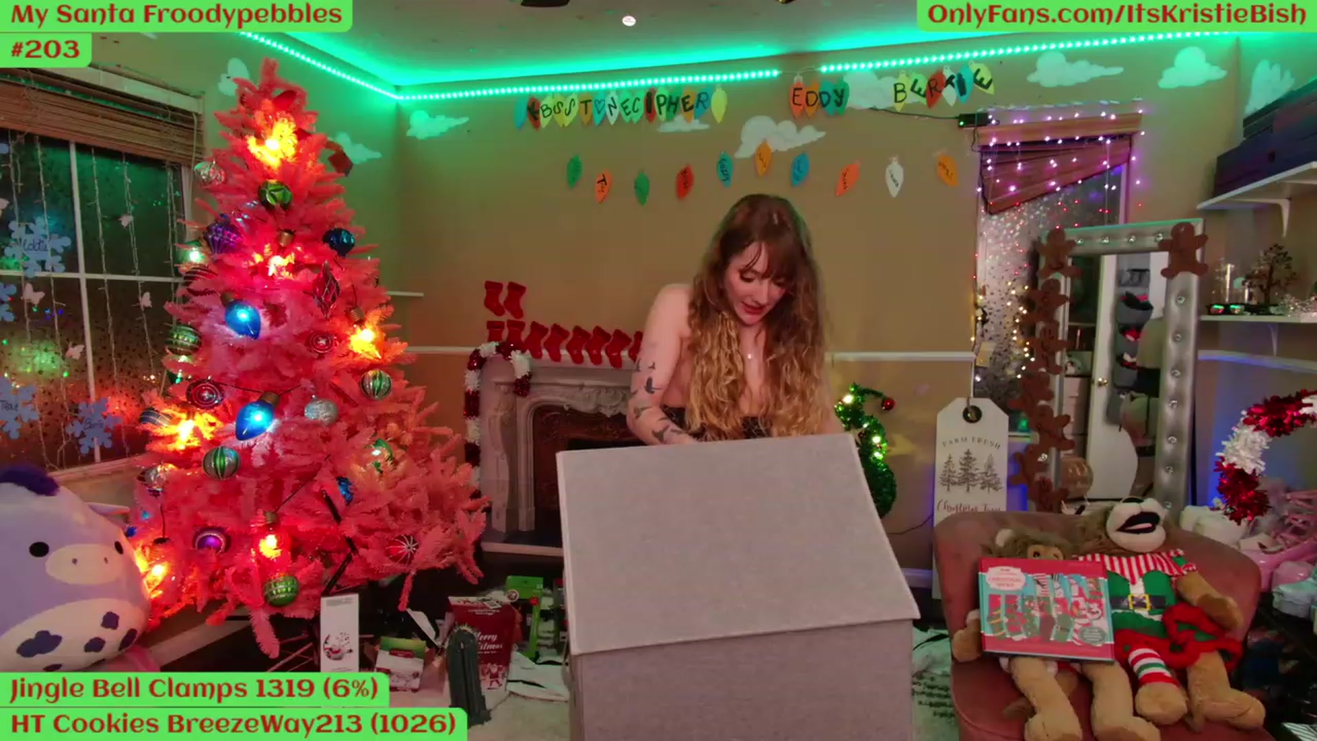 Gallery image thumbnail from Kristiemas's myfreecams stream on, 12/02/2022, 09:08 image 17 of 20