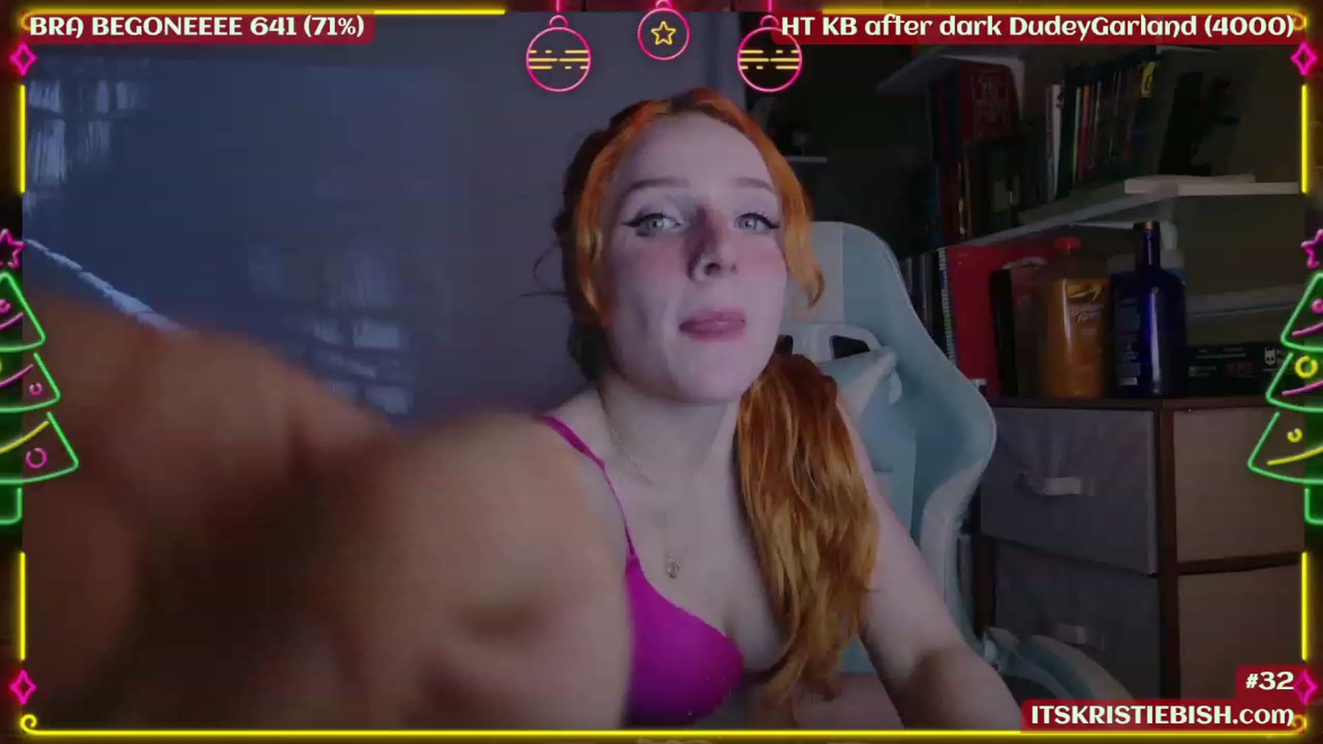 Gallery image thumbnail from Kristiemas's myfreecams stream on, 12/02/2023, 07:20 image 6 of 20