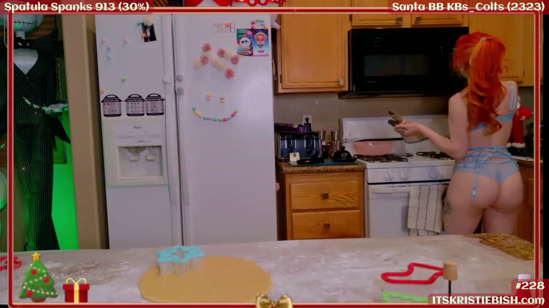 Gallery image thumbnail from Kristiemas's myfreecams stream on, 12/13/2023, 07:37 image 14 of 20
