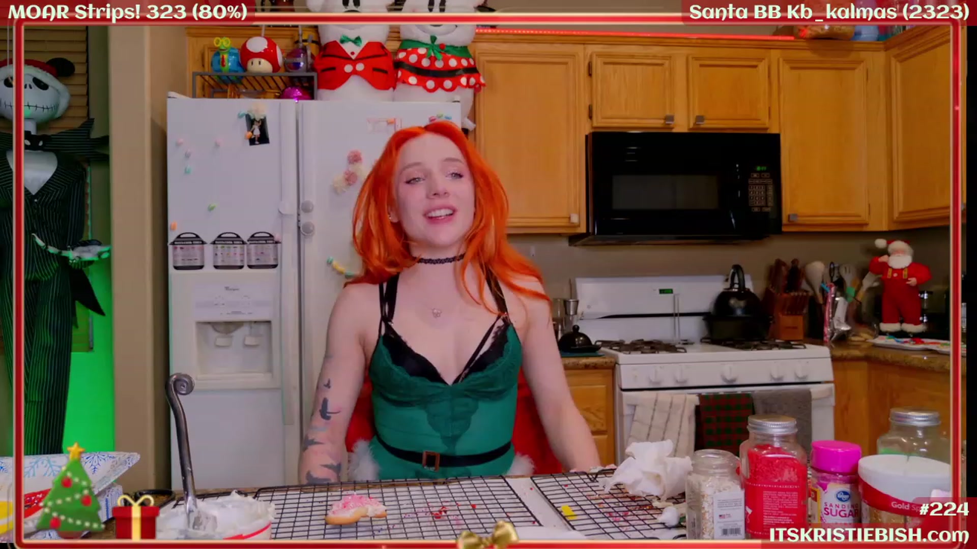 Gallery image thumbnail from Kristiemas's myfreecams stream on, 12/14/2023, 07:52 image 17 of 20