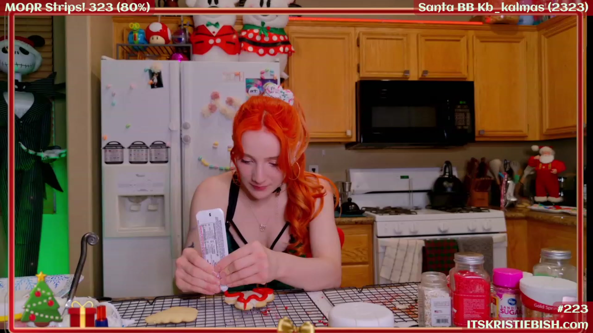 Gallery image thumbnail from Kristiemas's myfreecams stream on, 12/14/2023, 07:52 image 8 of 20