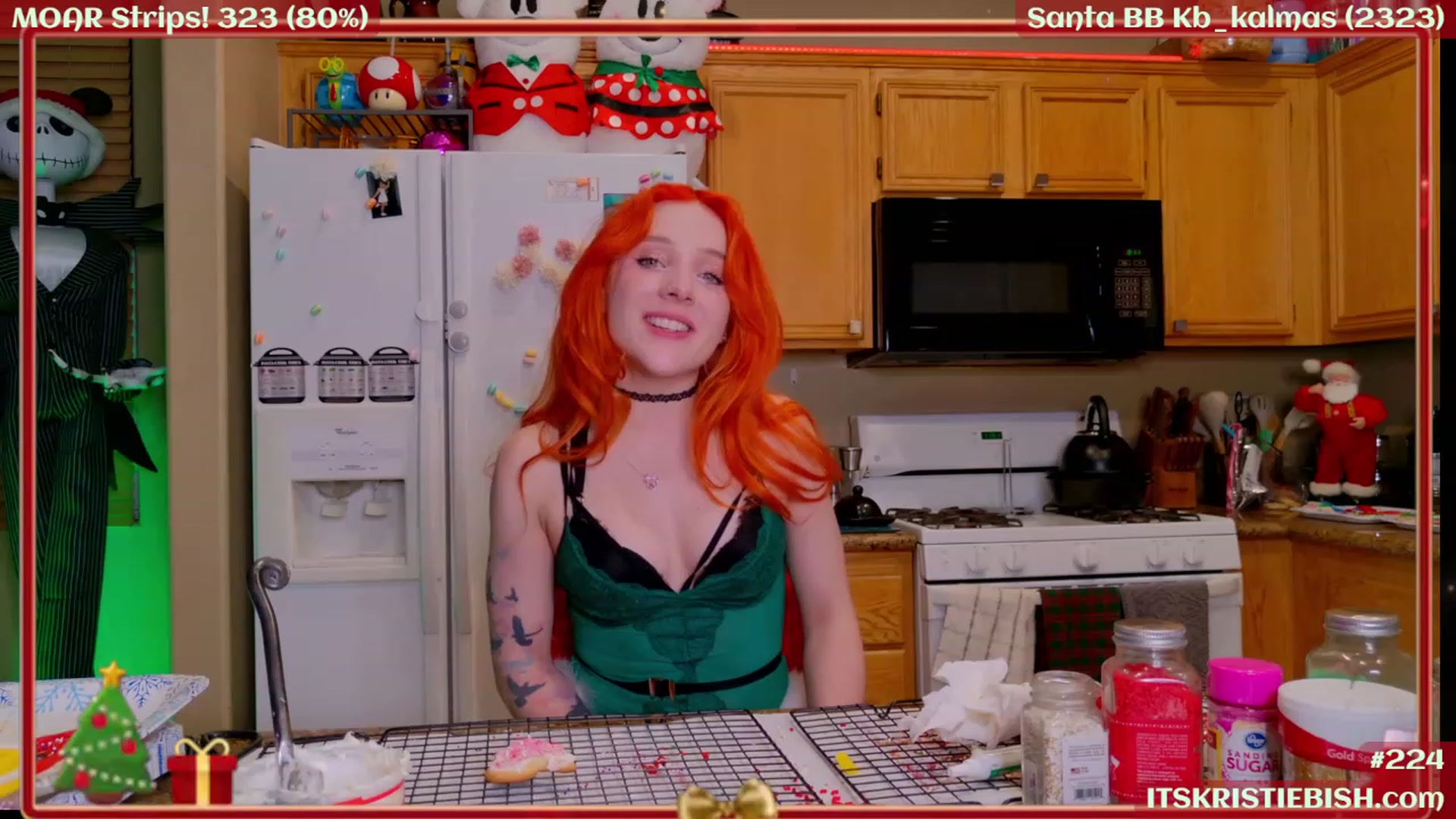 Gallery image thumbnail from Kristiemas's myfreecams stream on, 12/14/2023, 07:52 image 19 of 20