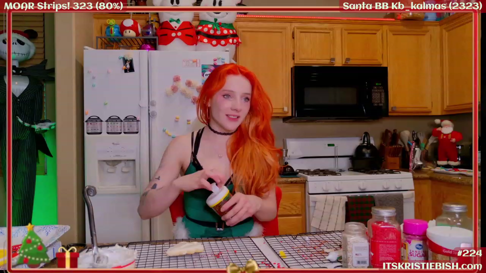 Gallery image thumbnail from Kristiemas's myfreecams stream on, 12/14/2023, 07:52 image 13 of 20