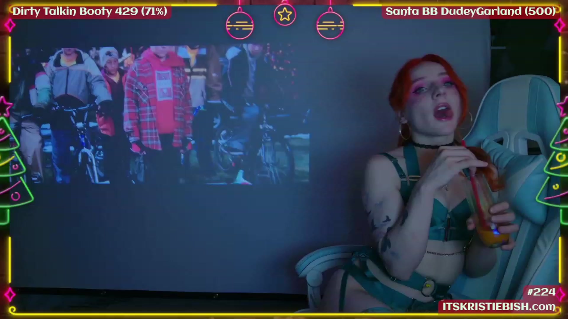 Gallery image thumbnail from Kristiemas's myfreecams stream on, 12/15/2023, 06:58 image 11 of 20