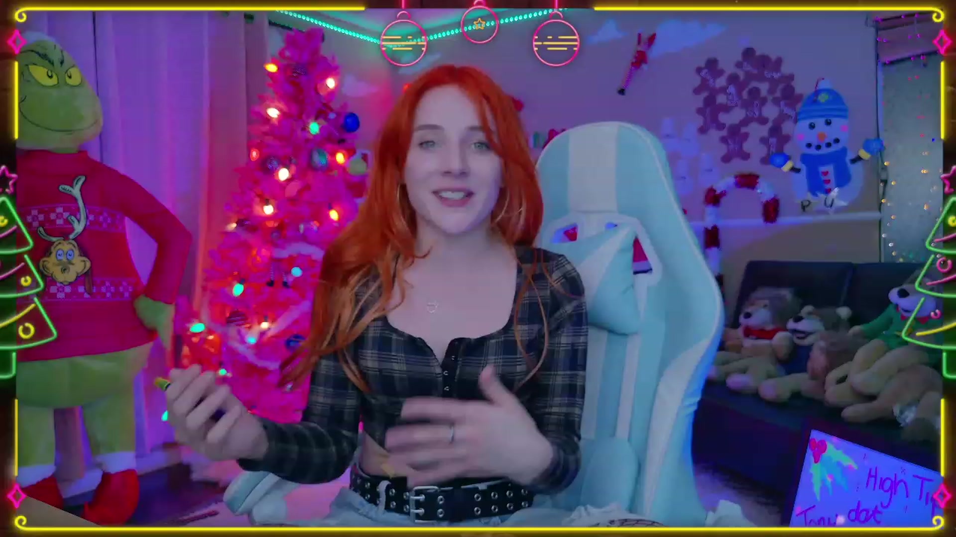 Gallery image thumbnail from Kristiemas's myfreecams stream on, 12/18/2023, 05:10 image 9 of 20