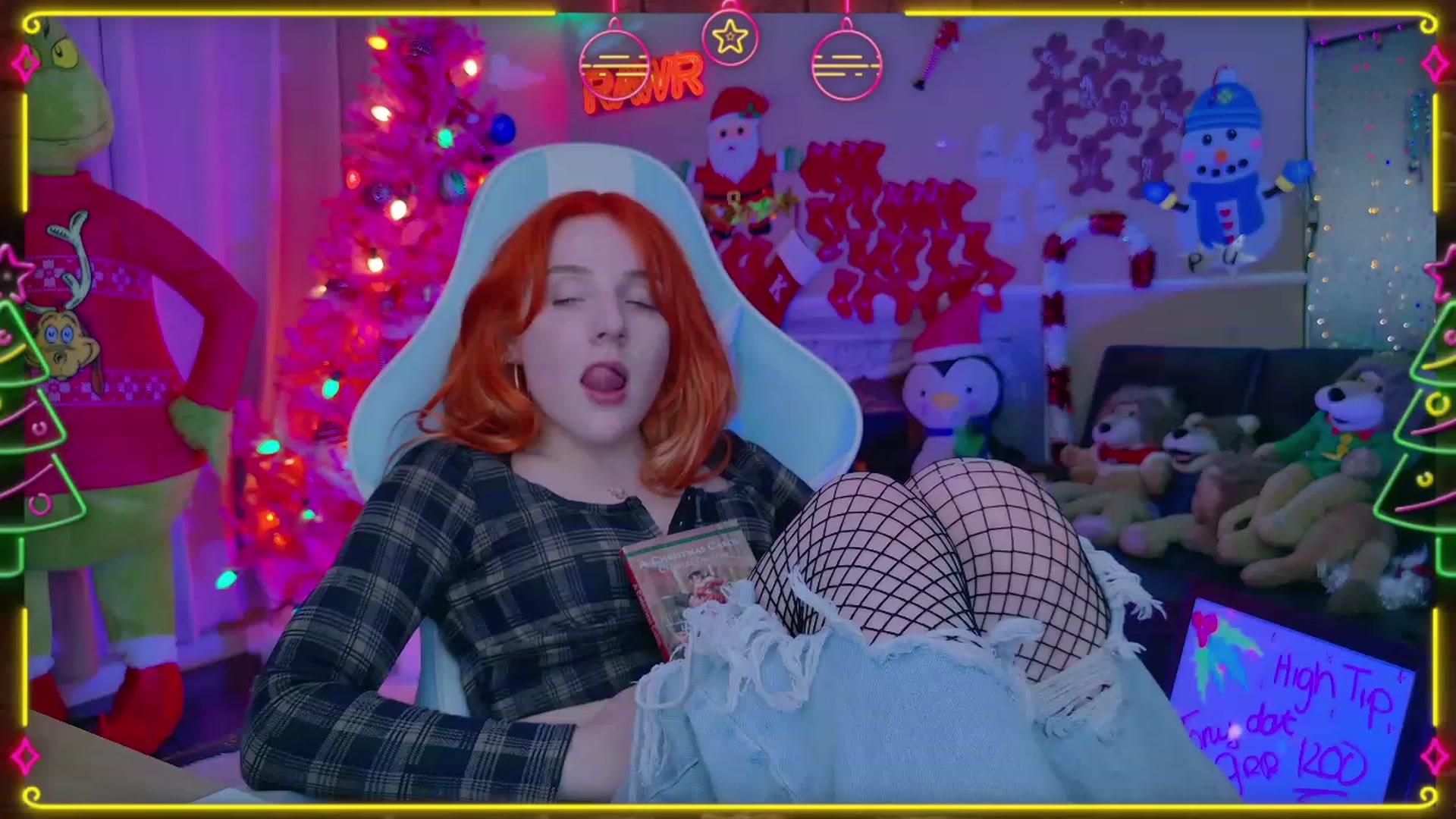 Gallery image thumbnail from Kristiemas's myfreecams stream on, 12/18/2023, 06:15 image 8 of 20