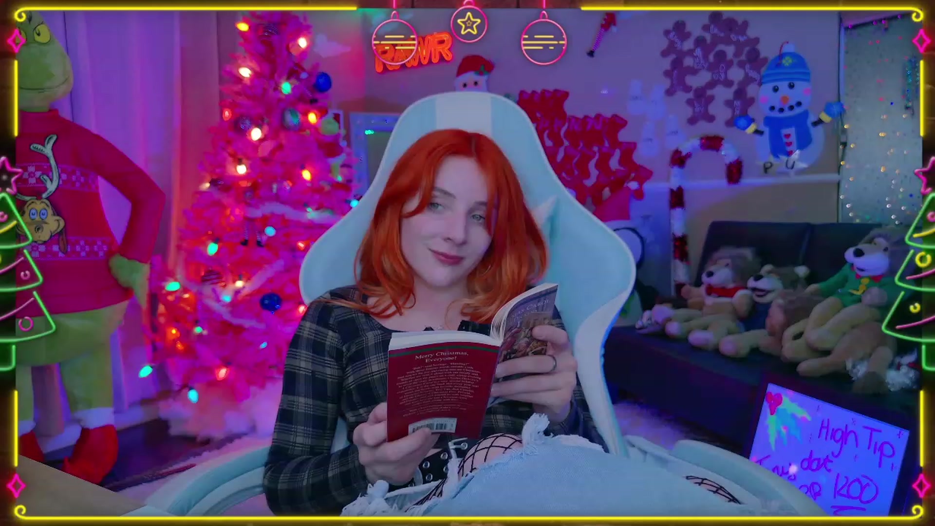 Gallery image thumbnail from Kristiemas's myfreecams stream on, 12/18/2023, 06:15 image 13 of 20