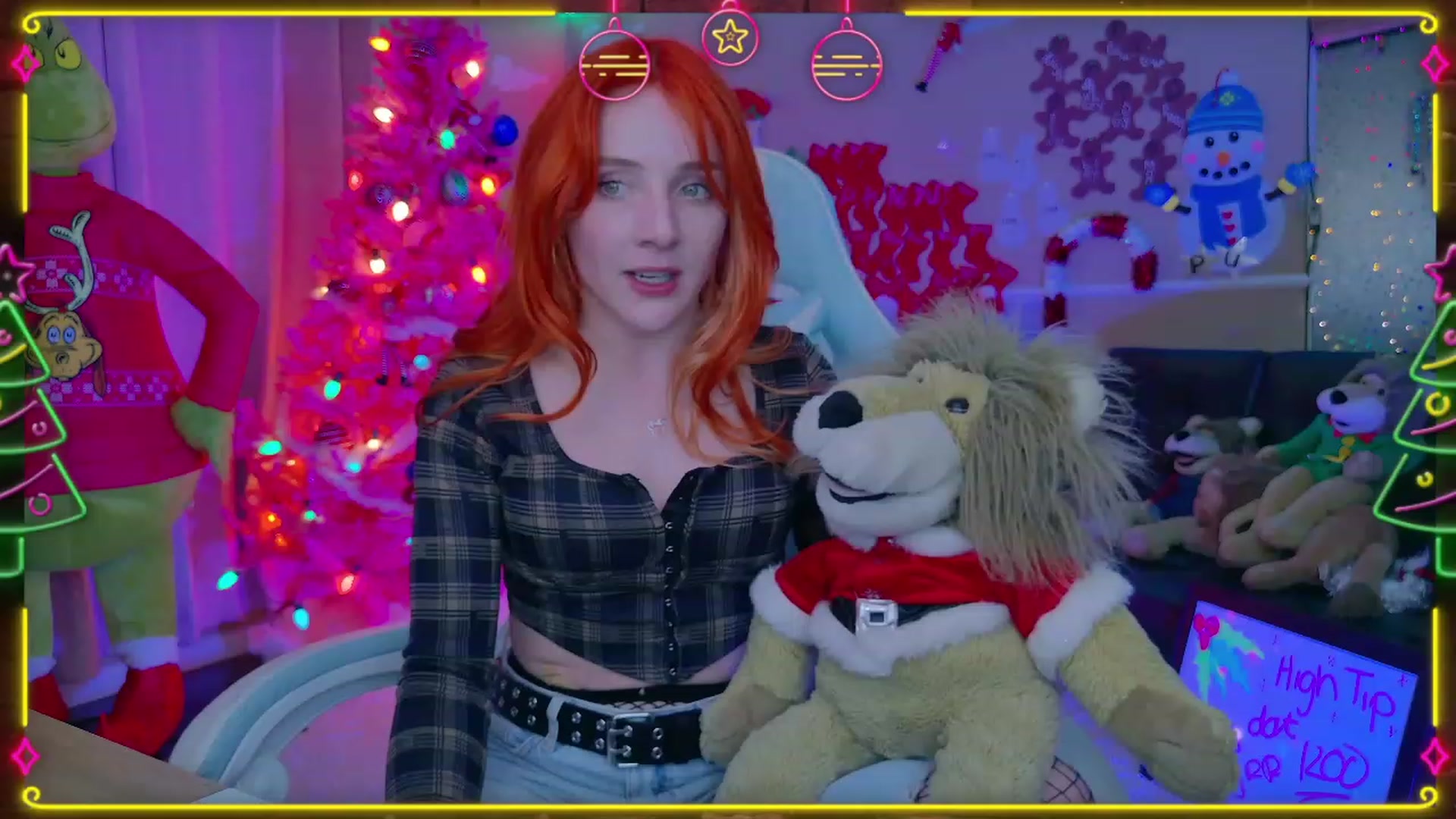 Gallery image thumbnail from Kristiemas's myfreecams stream on, 12/18/2023, 06:15 image 15 of 20