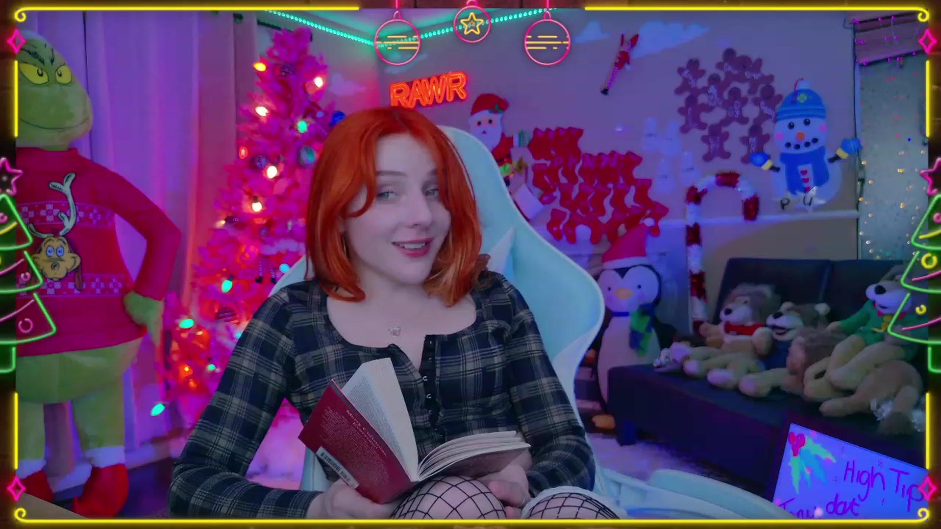 Gallery image thumbnail from Kristiemas's myfreecams stream on, 12/18/2023, 06:15 image 6 of 20