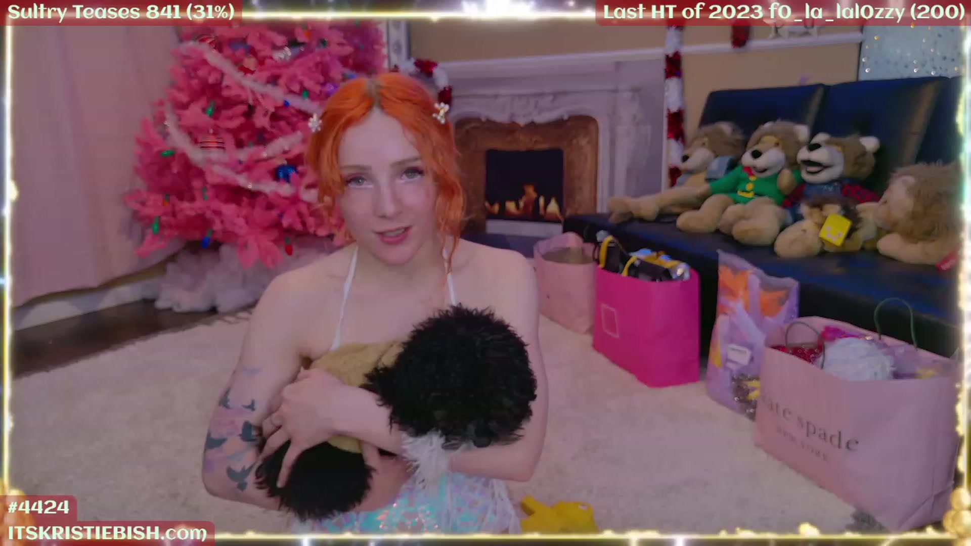 Gallery image thumbnail from Kristiemas's myfreecams stream on, 01/09/2024, 06:40 image 16 of 20