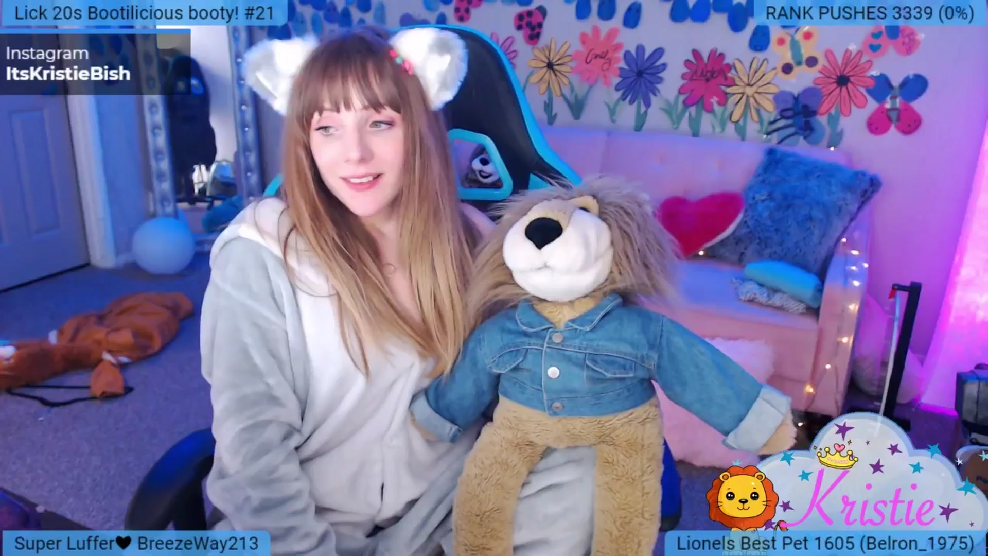 Gallery image thumbnail from Kristiemas's myfreecams stream on, 12/06/2025, 07:26 image 19 of 20