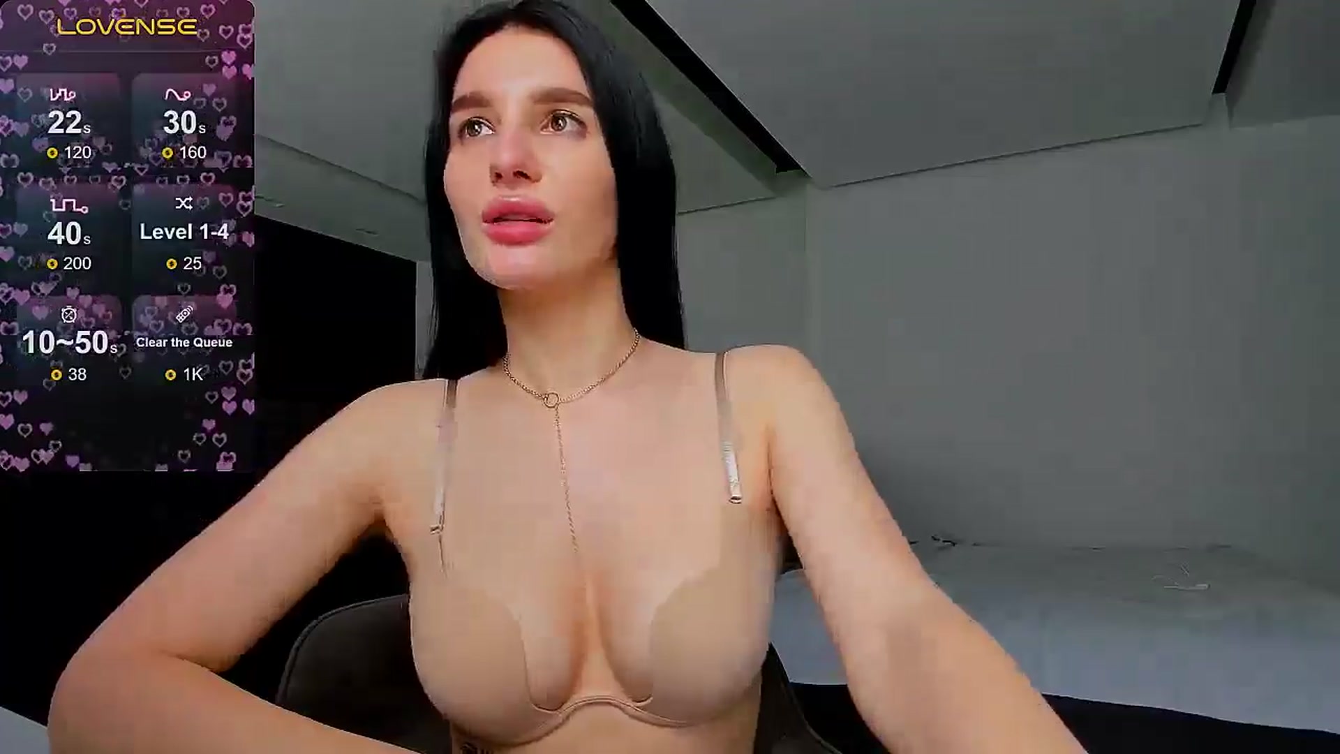 Gallery image thumbnail from KristinLaur's myfreecams stream on, 07/03/2025, 12:42 image 15 of 20