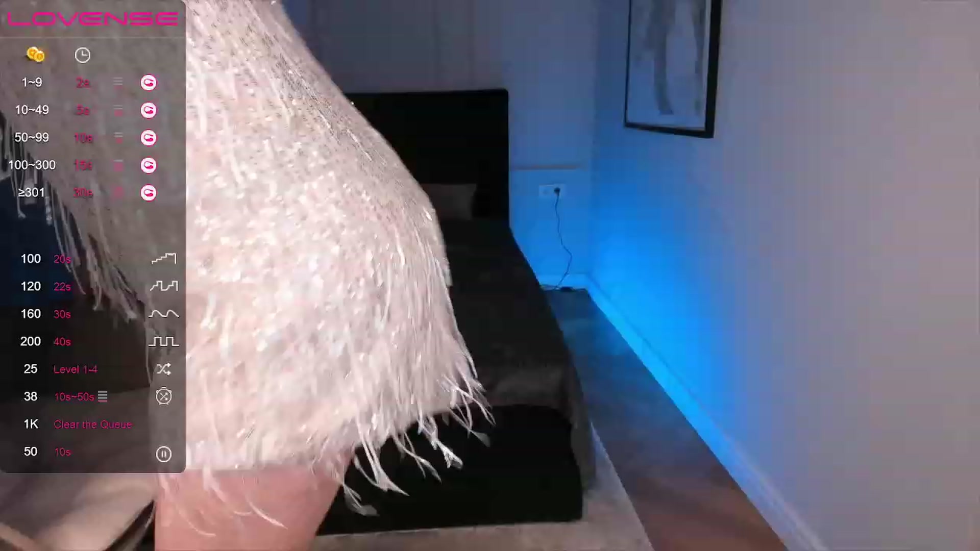 Gallery image thumbnail from KristinaLogan's myfreecams stream on, 12/08/2022, 16:39 image 2 of 20