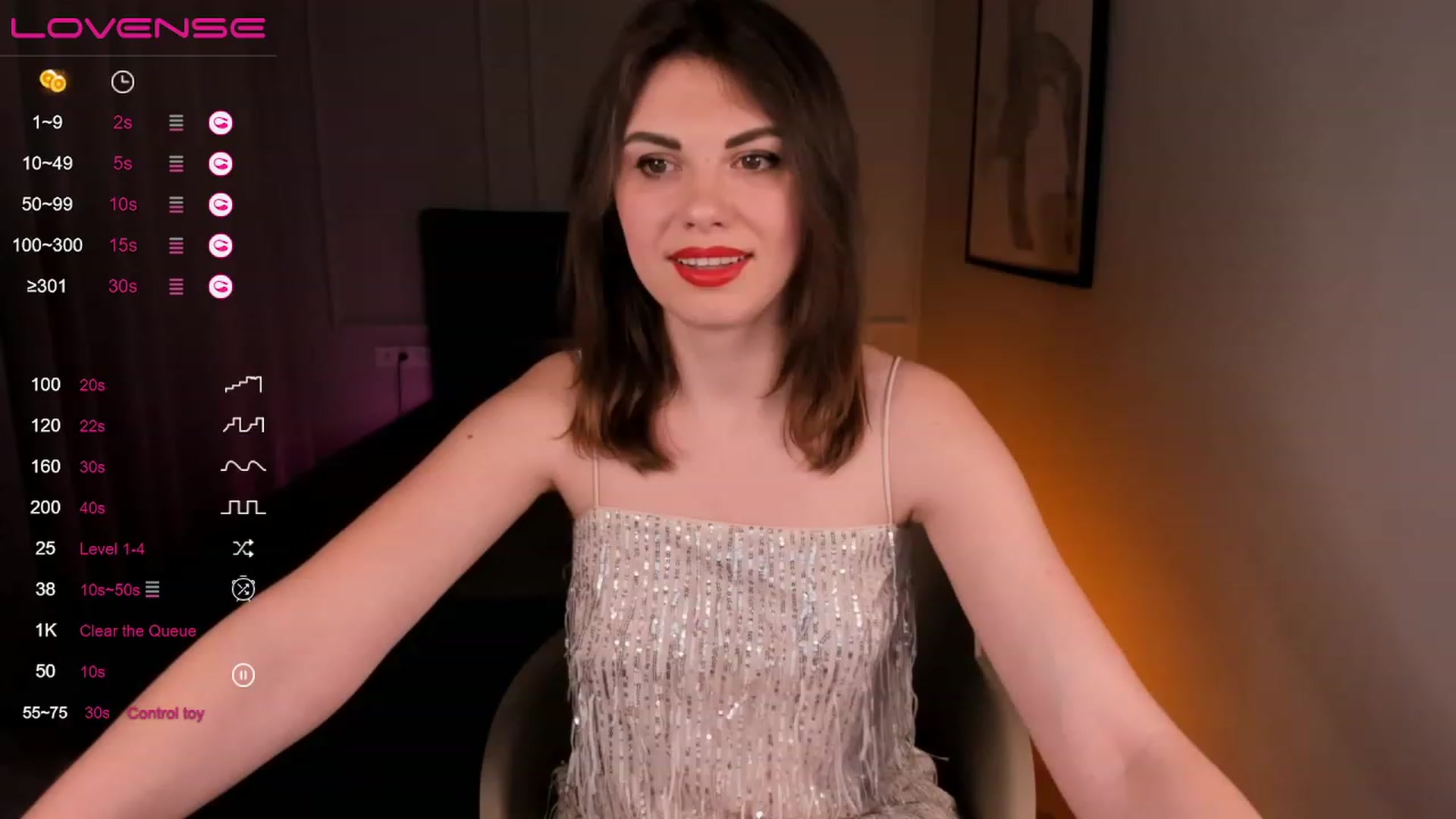 Gallery image thumbnail from KristinaLogan's myfreecams stream on, 01/10/2023, 19:33 image 2 of 20