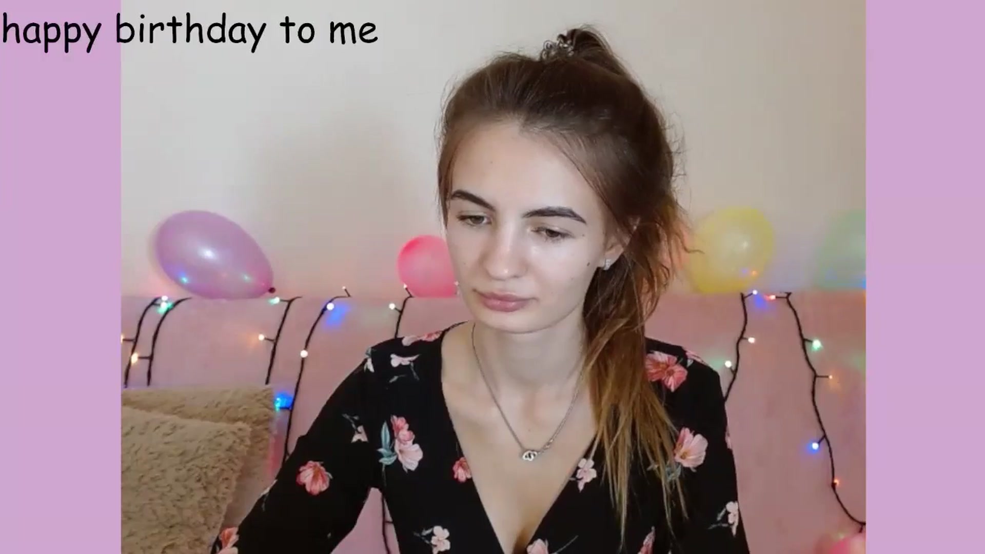 Gallery image thumbnail from KristinaMFC's myfreecams stream on, 07/16/2024, 10:47 image 15 of 20