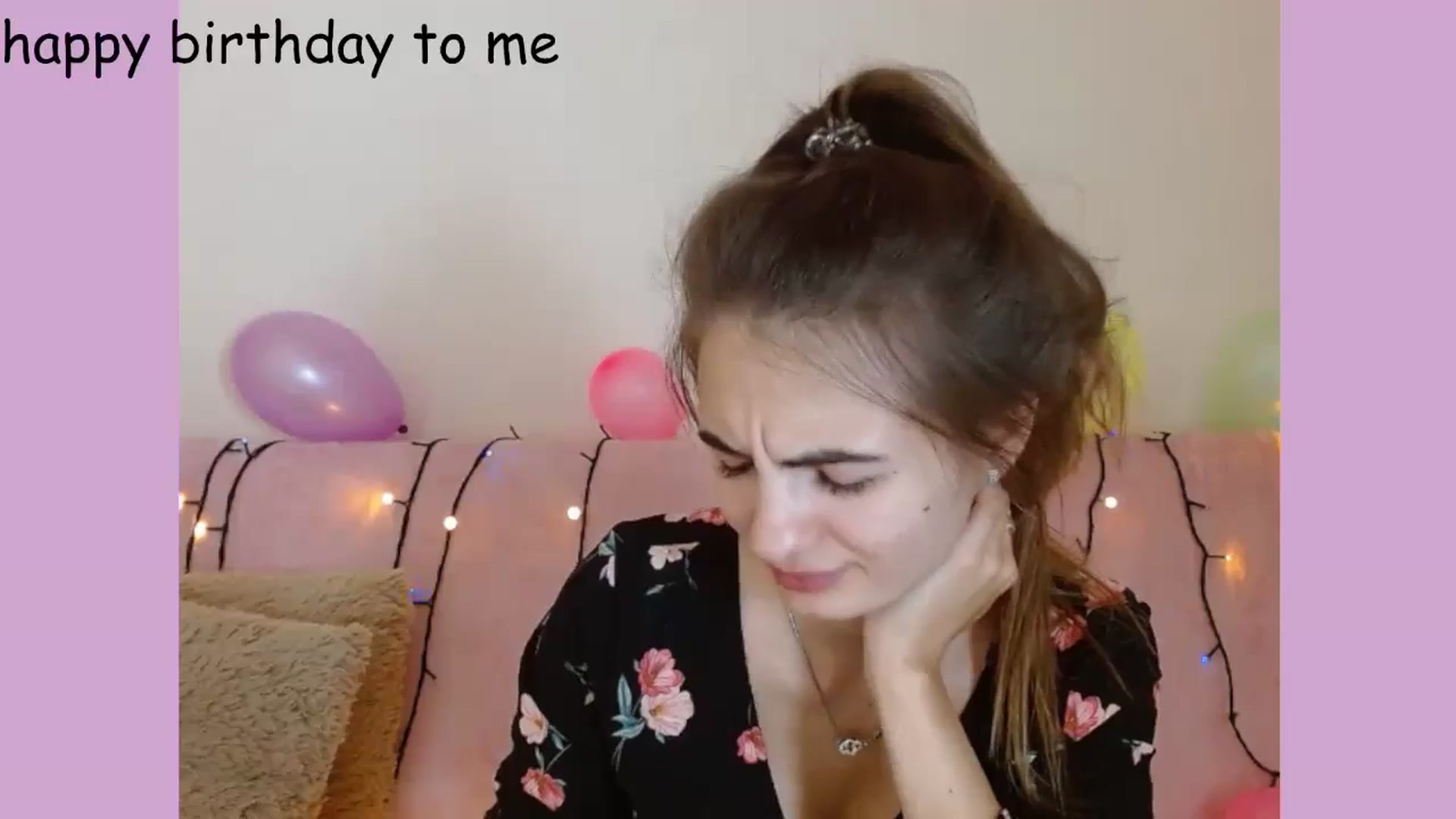 Gallery image thumbnail from KristinaMFC's myfreecams stream on, 07/16/2024, 10:47 image 19 of 20