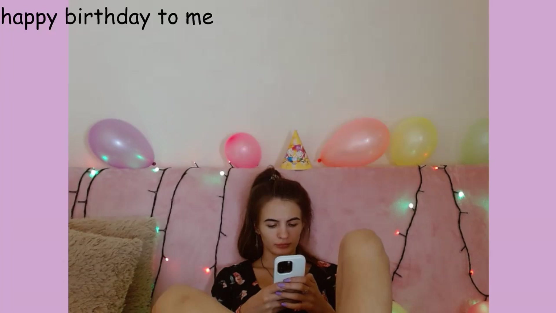 Gallery image thumbnail from KristinaMFC's myfreecams stream on, 07/16/2024, 10:47 image 20 of 20