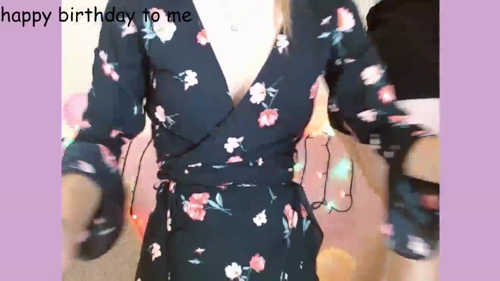 Gallery image thumbnail from KristinaMFC's myfreecams stream on, 07/16/2024, 10:47 image 2 of 20
