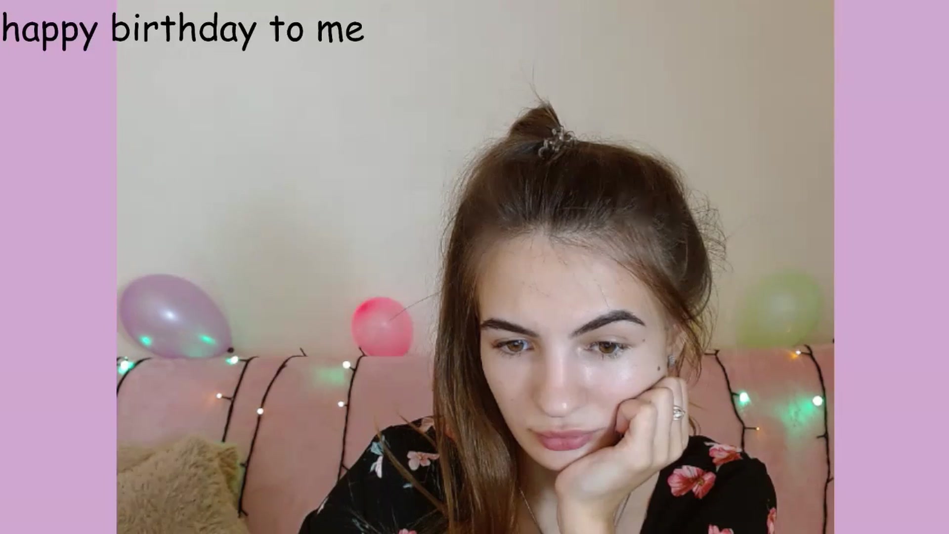 Gallery image thumbnail from KristinaMFC's myfreecams stream on, 07/16/2024, 10:47 image 5 of 20