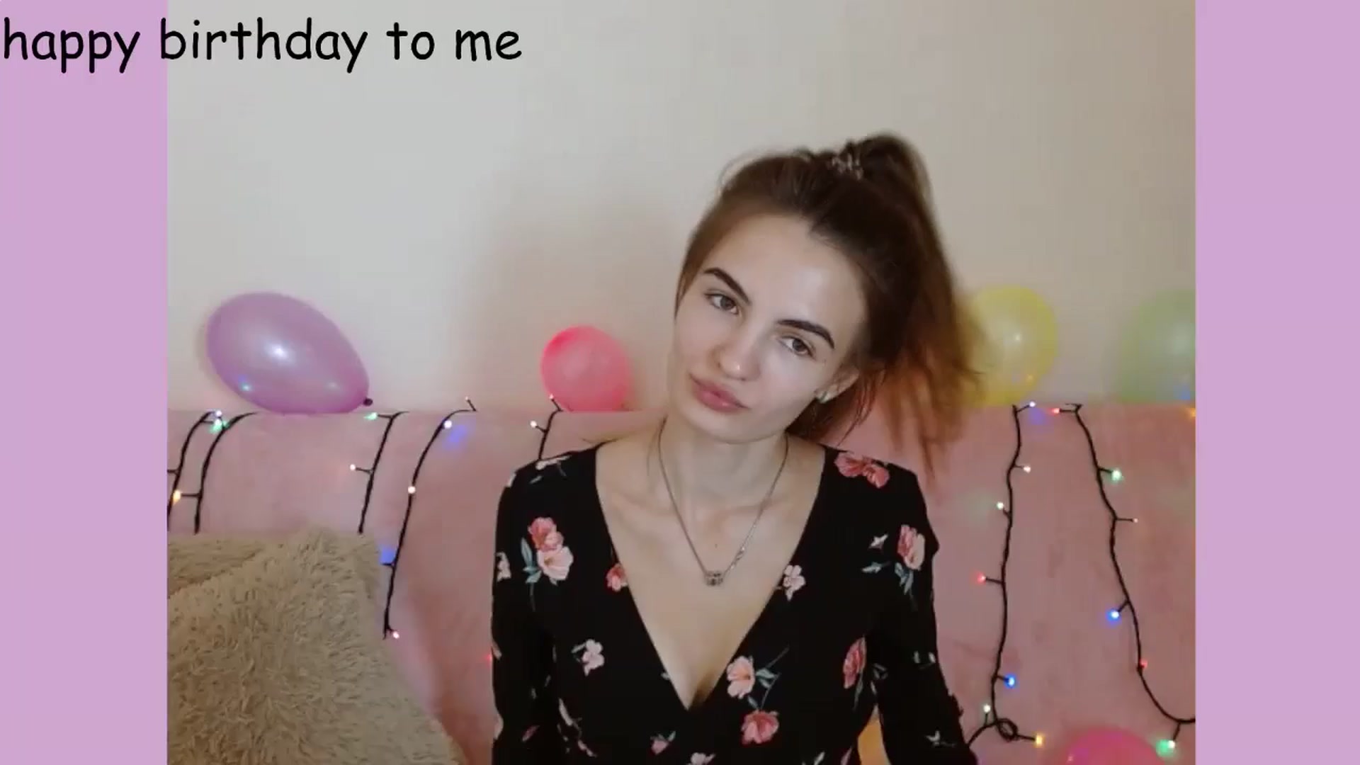 Gallery image thumbnail from KristinaMFC's myfreecams stream on, 07/16/2024, 10:47 image 8 of 20