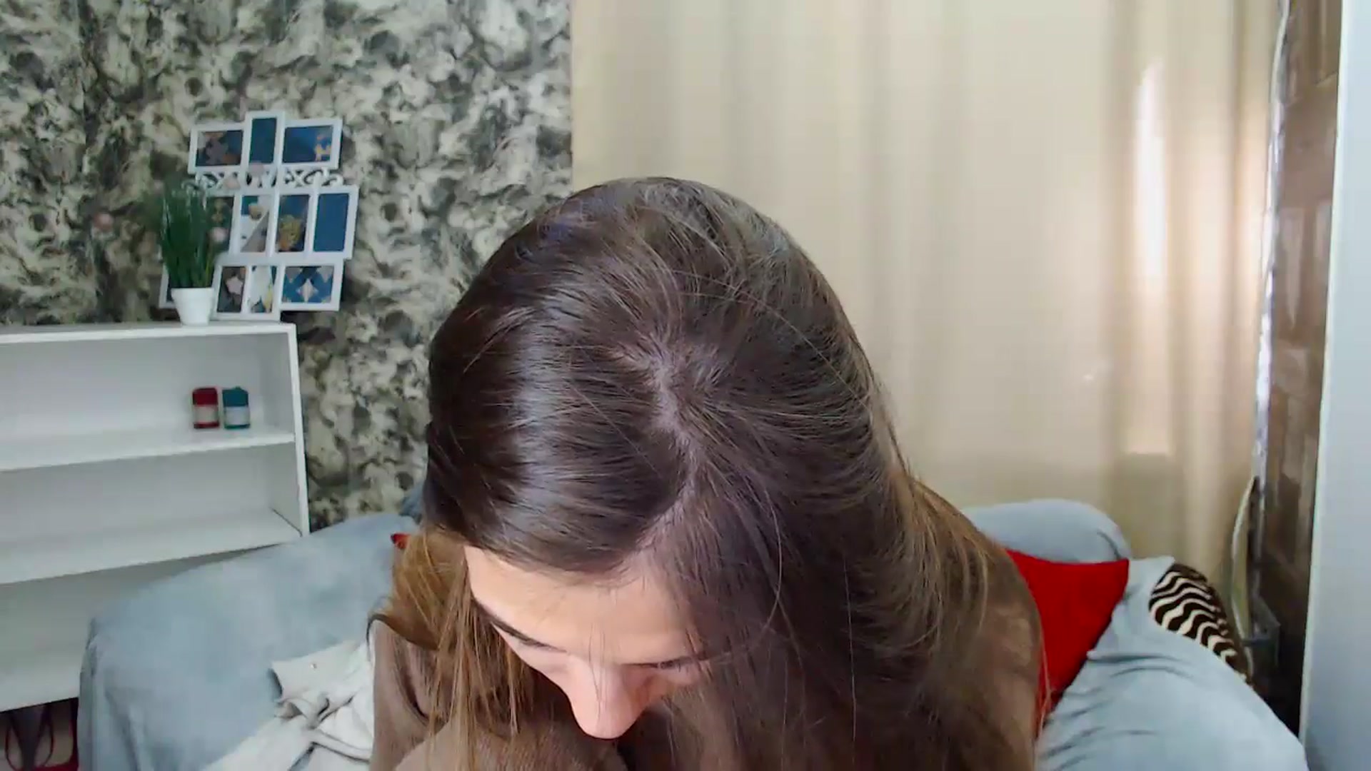 Gallery image thumbnail from KristinaMFC's myfreecams stream on, 10/20/2024, 10:38 image 12 of 20