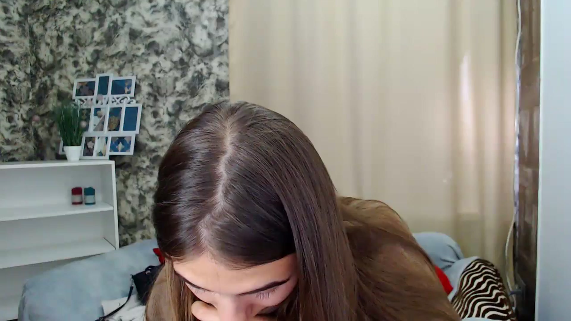 Gallery image thumbnail from KristinaMFC's myfreecams stream on, 10/20/2024, 11:28 image 13 of 20