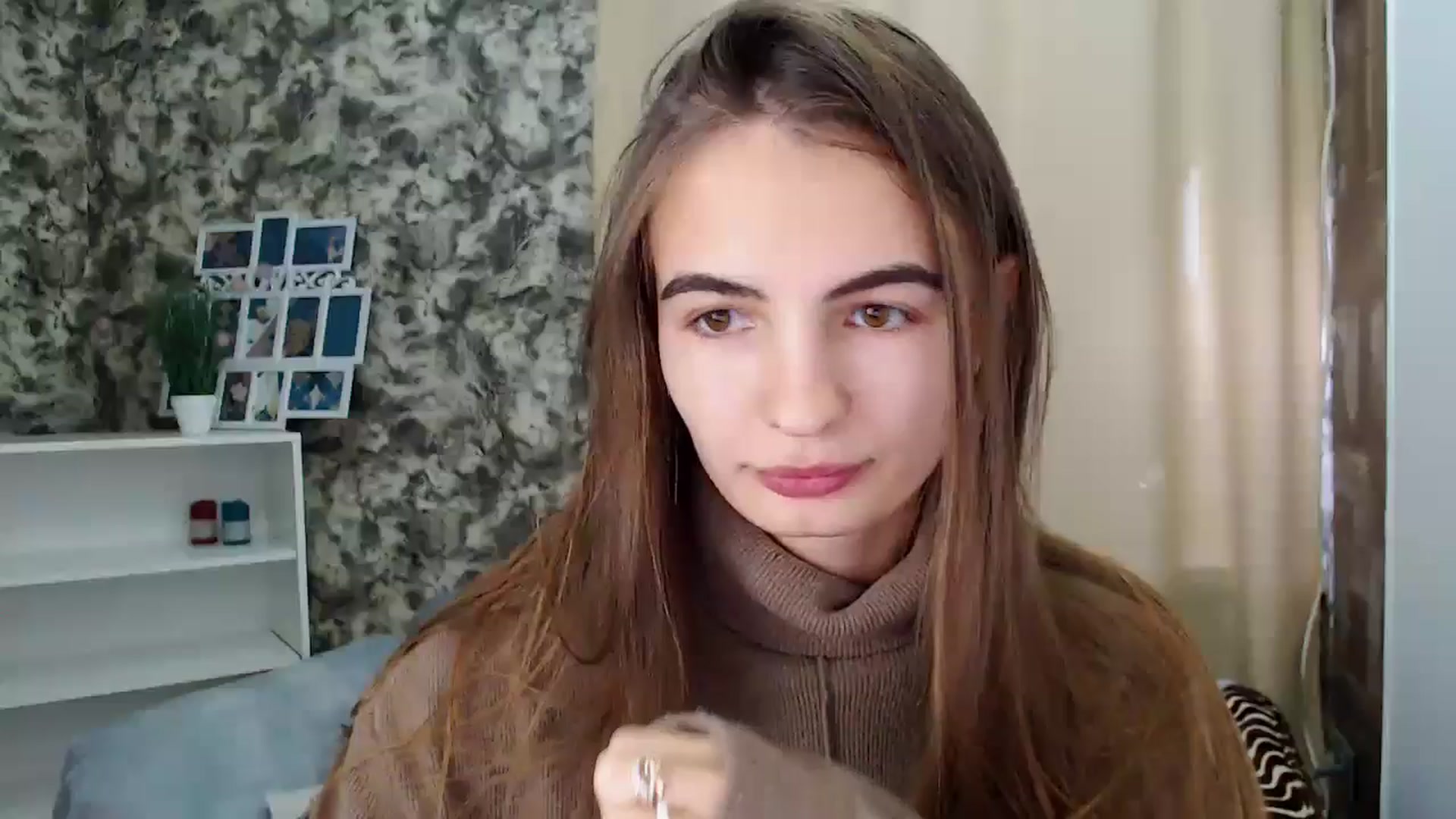 Gallery image thumbnail from KristinaMFC's myfreecams stream on, 10/20/2024, 11:28 image 1 of 20