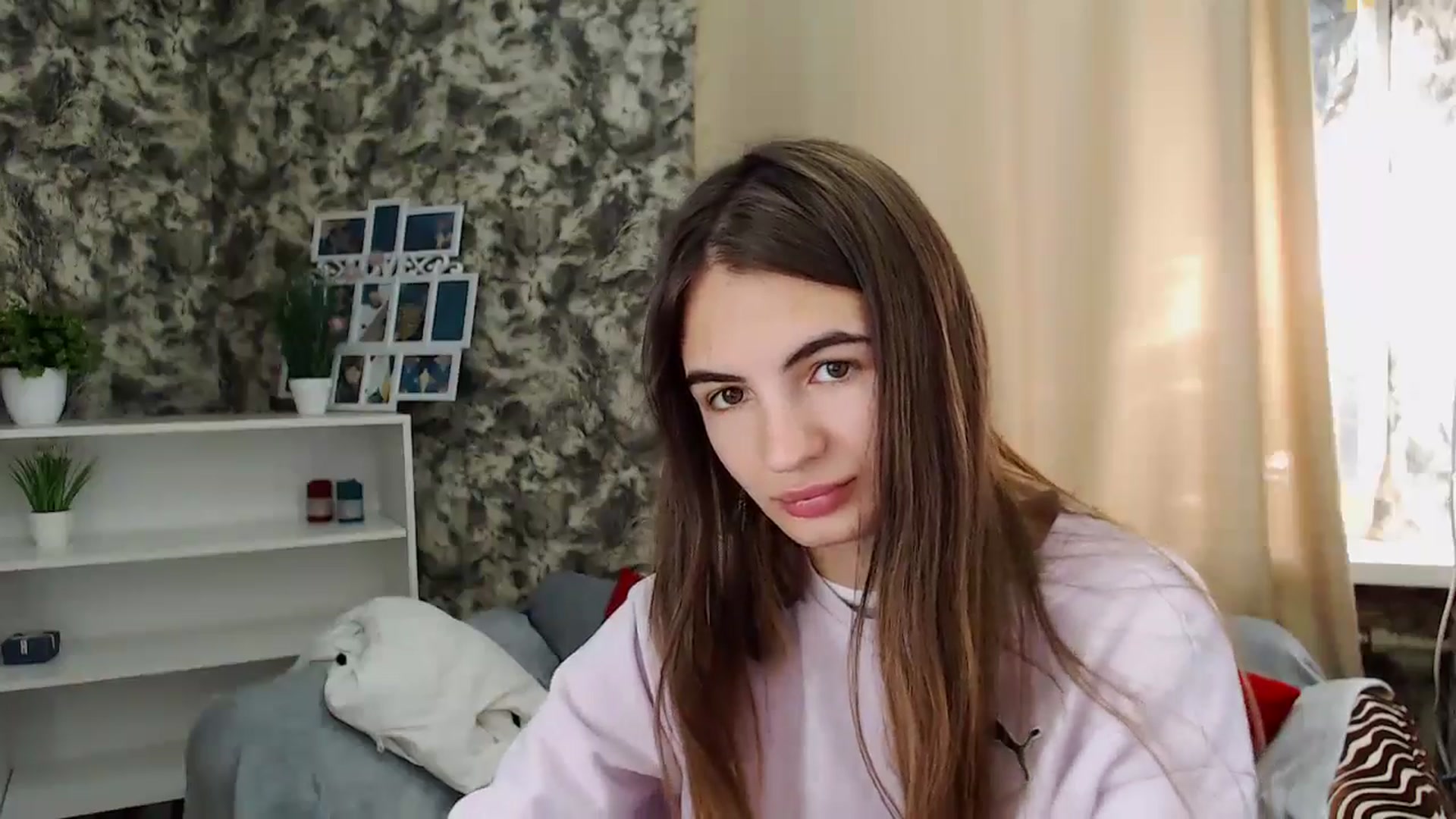 Gallery image thumbnail from KristinaMFC's myfreecams stream on, 10/24/2024, 08:48 image 17 of 20