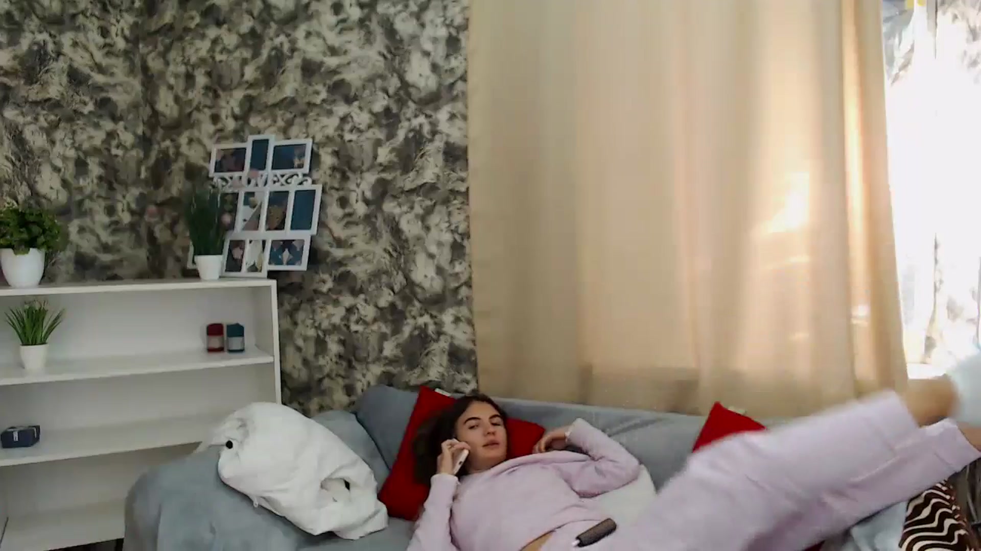 Gallery image thumbnail from KristinaMFC's myfreecams stream on, 10/24/2024, 08:48 image 5 of 20