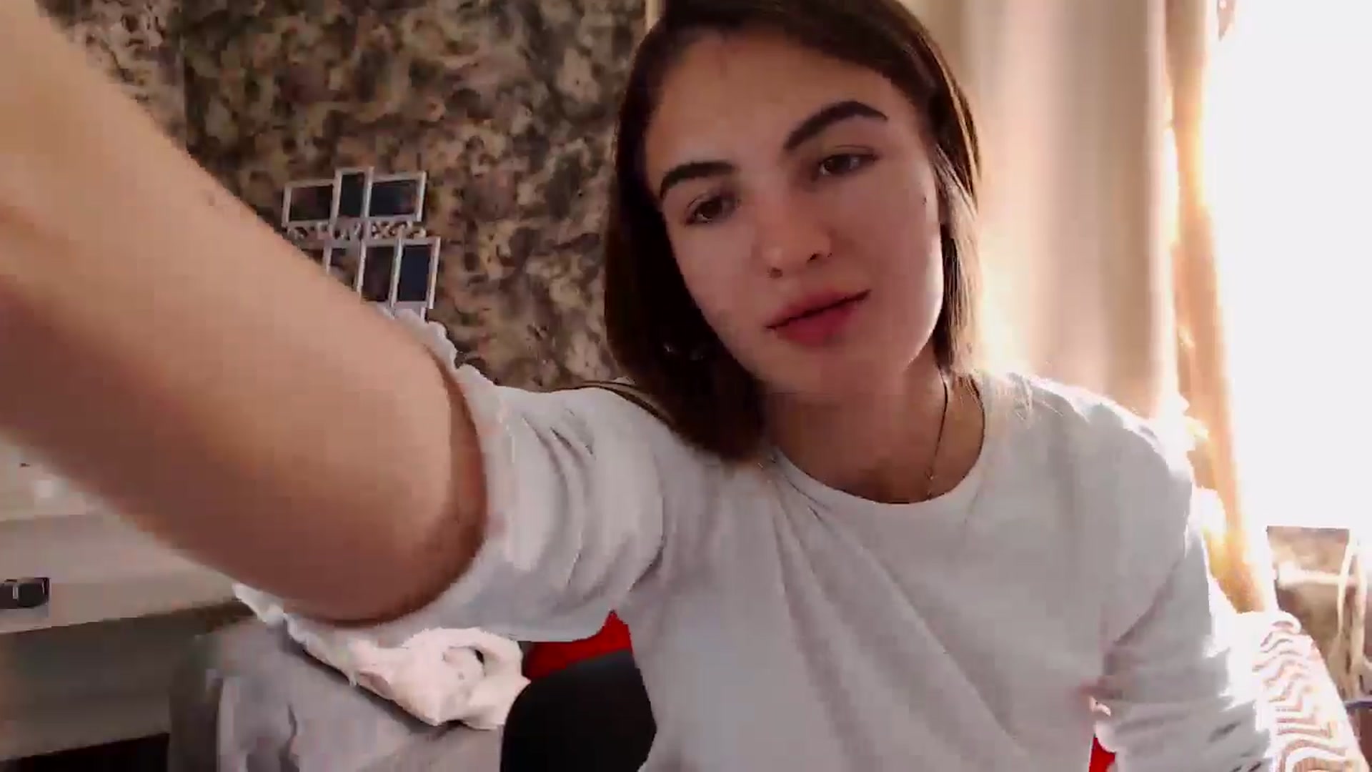 Gallery image thumbnail from KristinaMFC's myfreecams stream on, 10/24/2024, 10:04 image 20 of 20