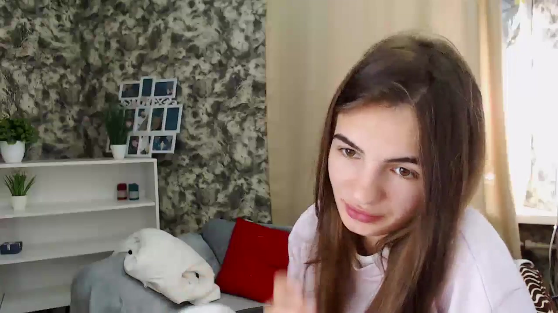 Gallery image thumbnail from KristinaMFC's myfreecams stream on, 10/24/2024, 10:04 image 5 of 20