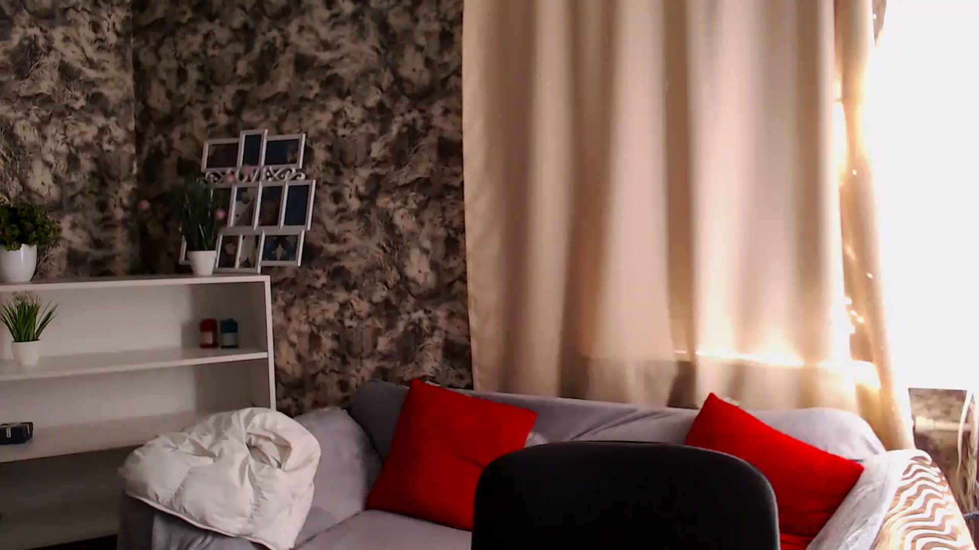 Gallery image thumbnail from KristinaMFC's myfreecams stream on, 10/24/2024, 10:36 image 2 of 20
