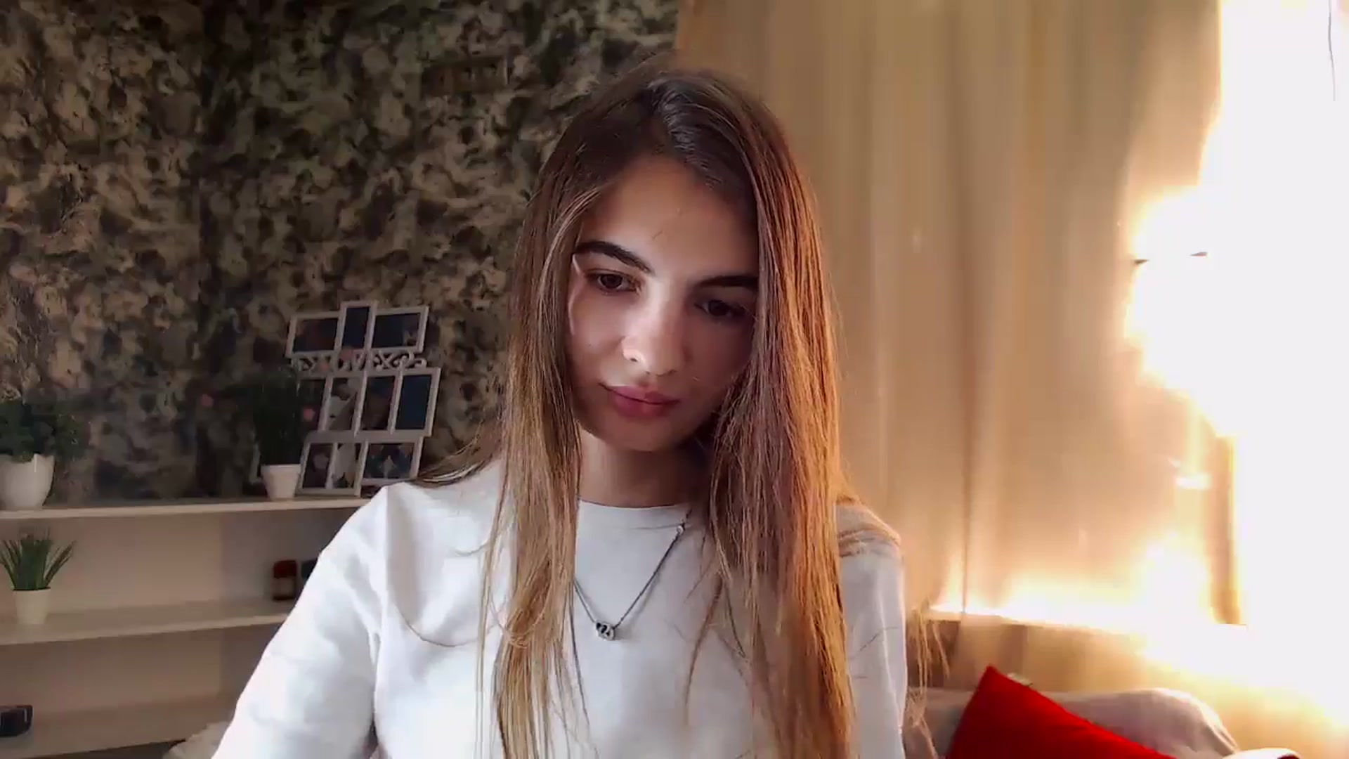 Gallery image thumbnail from KristinaMFC's myfreecams stream on, 10/24/2024, 11:22 image 10 of 20