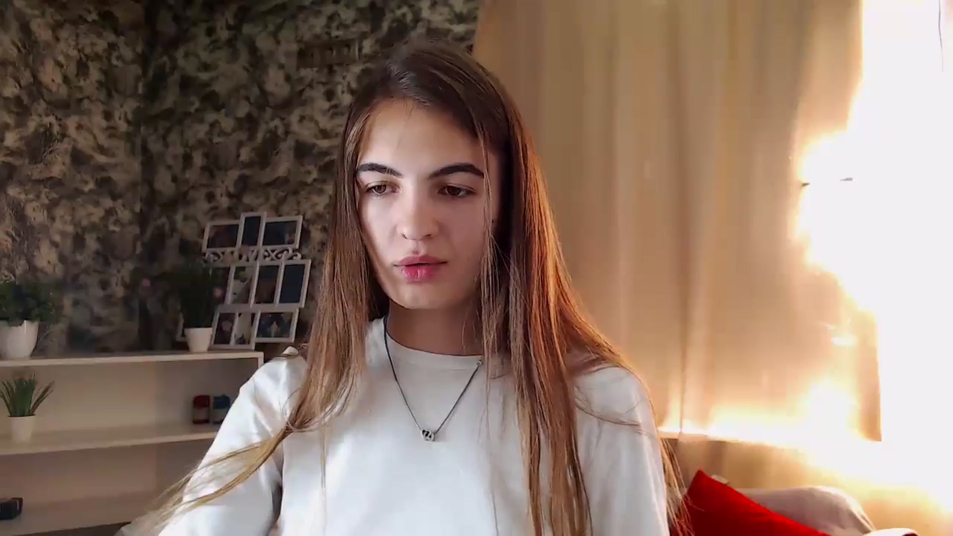 Gallery image thumbnail from KristinaMFC's myfreecams stream on, 10/24/2024, 11:22 image 9 of 20