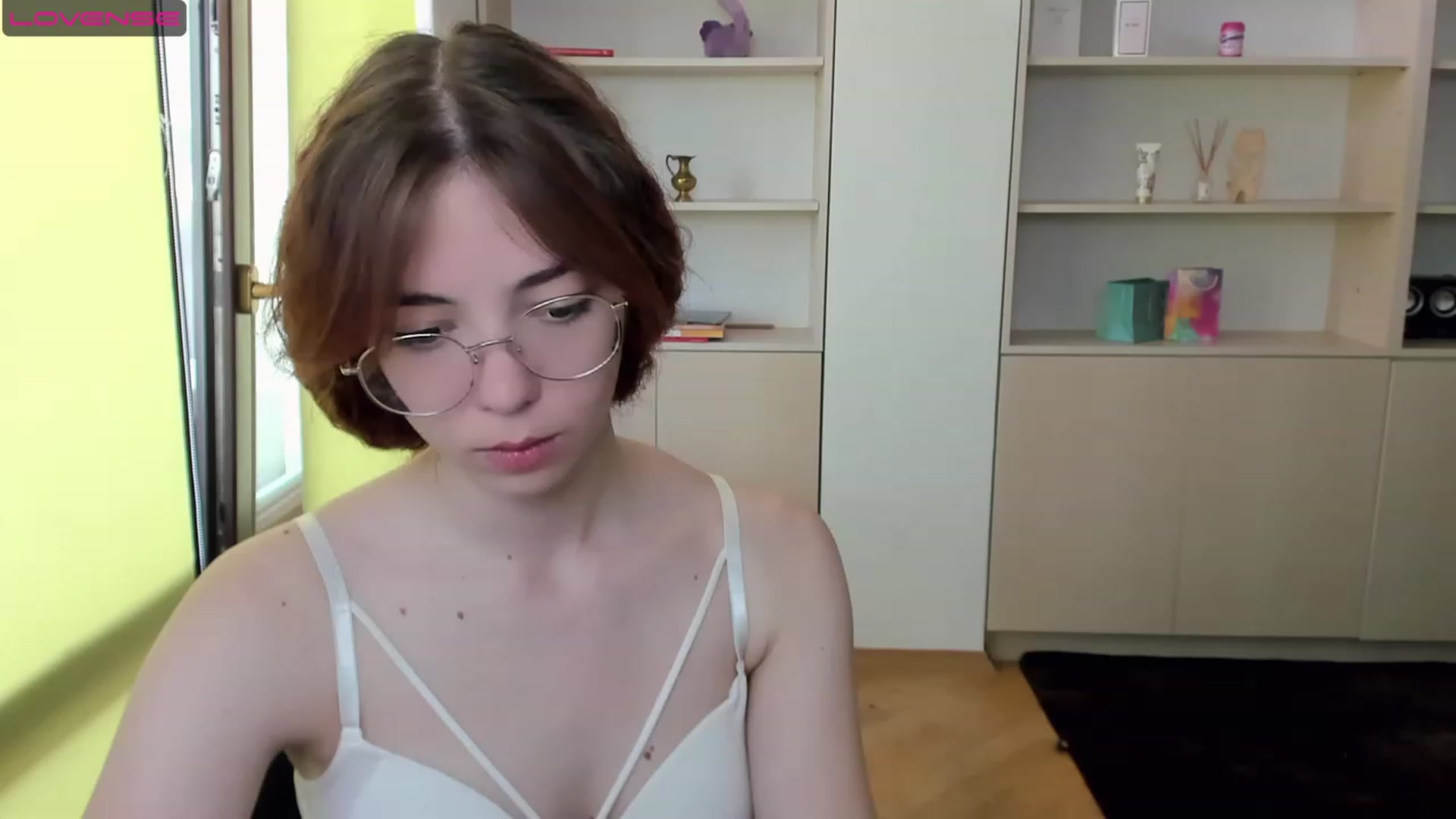 Gallery image thumbnail from KristinaRed's myfreecams stream on, 08/03/2023, 07:53 image 19 of 20