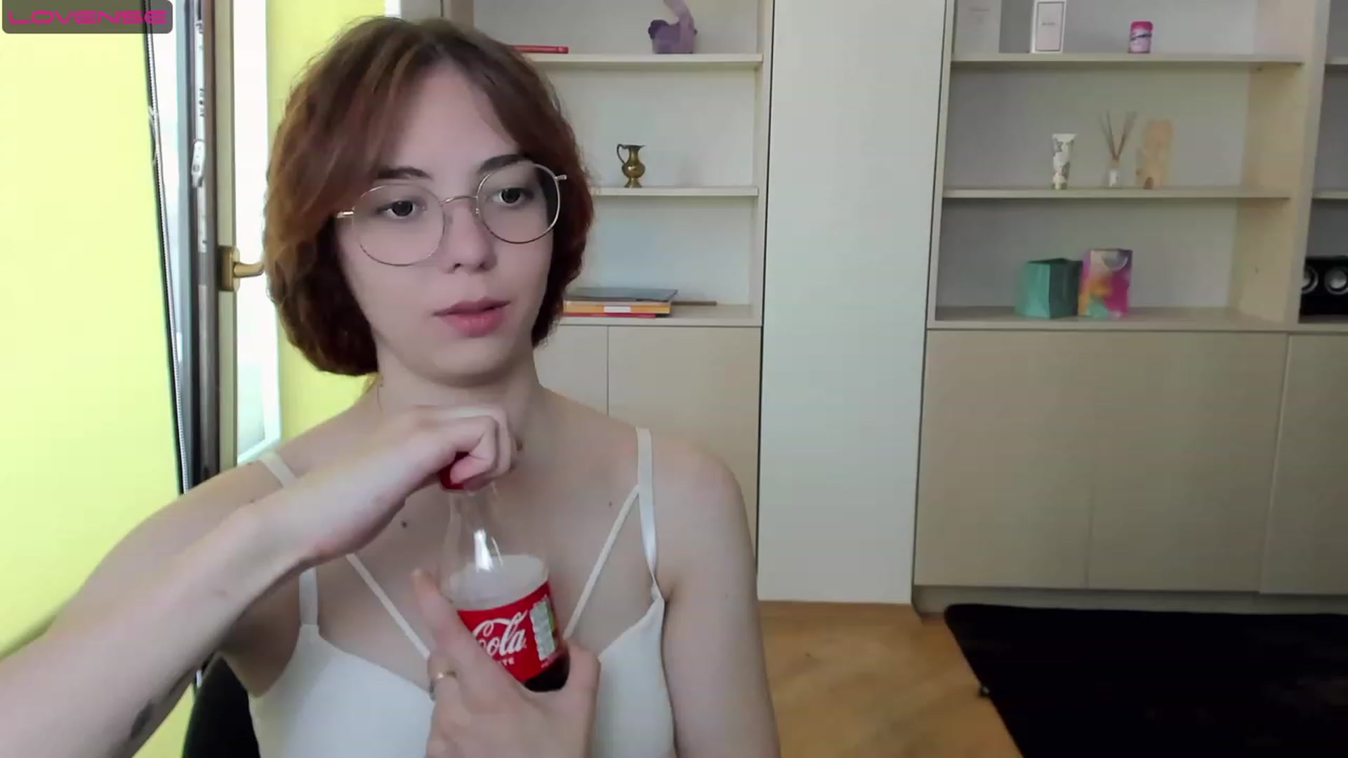 Gallery image thumbnail from KristinaRed's myfreecams stream on, 08/03/2023, 07:53 image 11 of 20