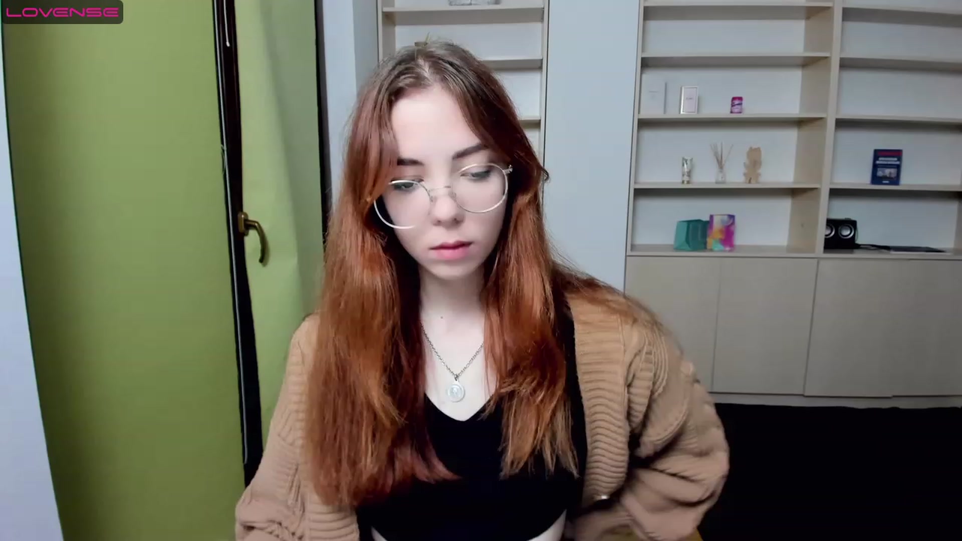 Gallery image thumbnail from KristinaRed's myfreecams stream on, 08/07/2023, 18:59 image 6 of 20