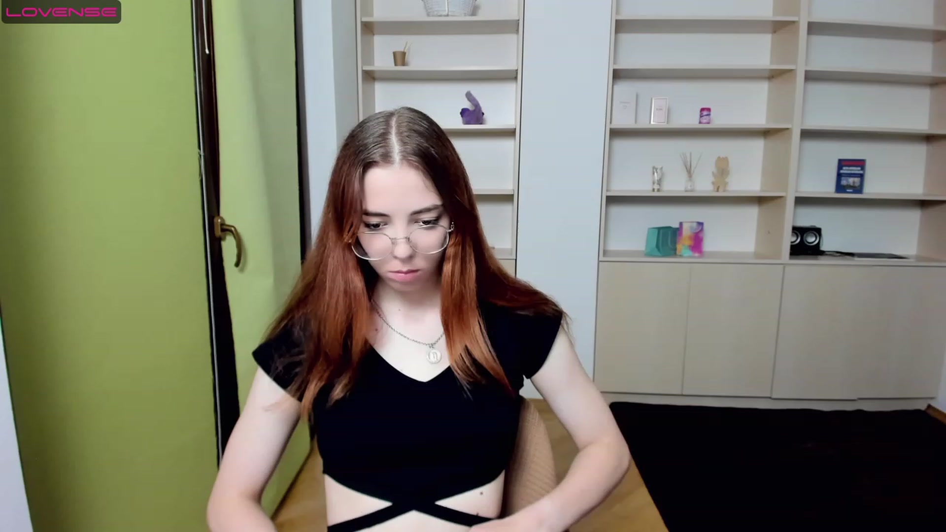 Gallery image thumbnail from KristinaRed's myfreecams stream on, 08/08/2023, 24:02 image 13 of 20