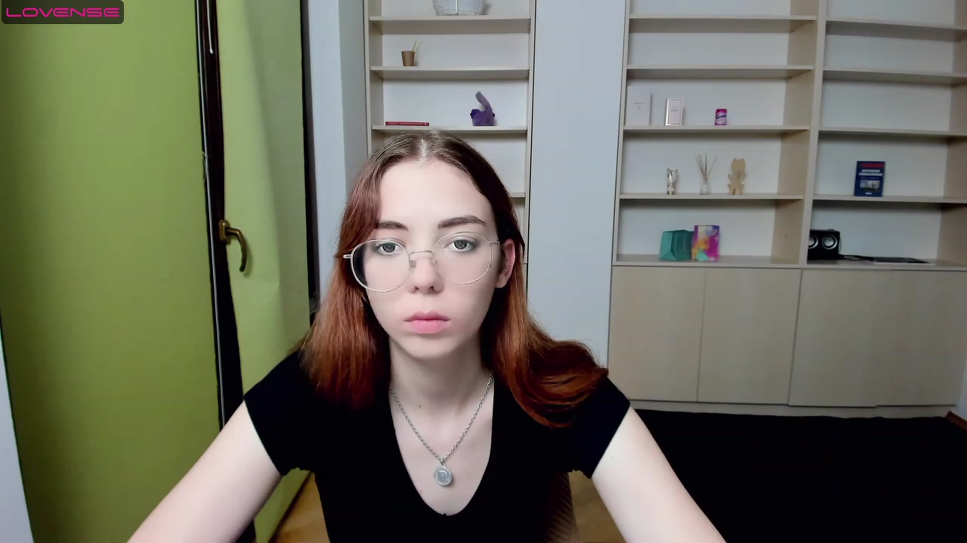 Gallery image thumbnail from KristinaRed's myfreecams stream on, 08/08/2023, 24:02 image 4 of 20