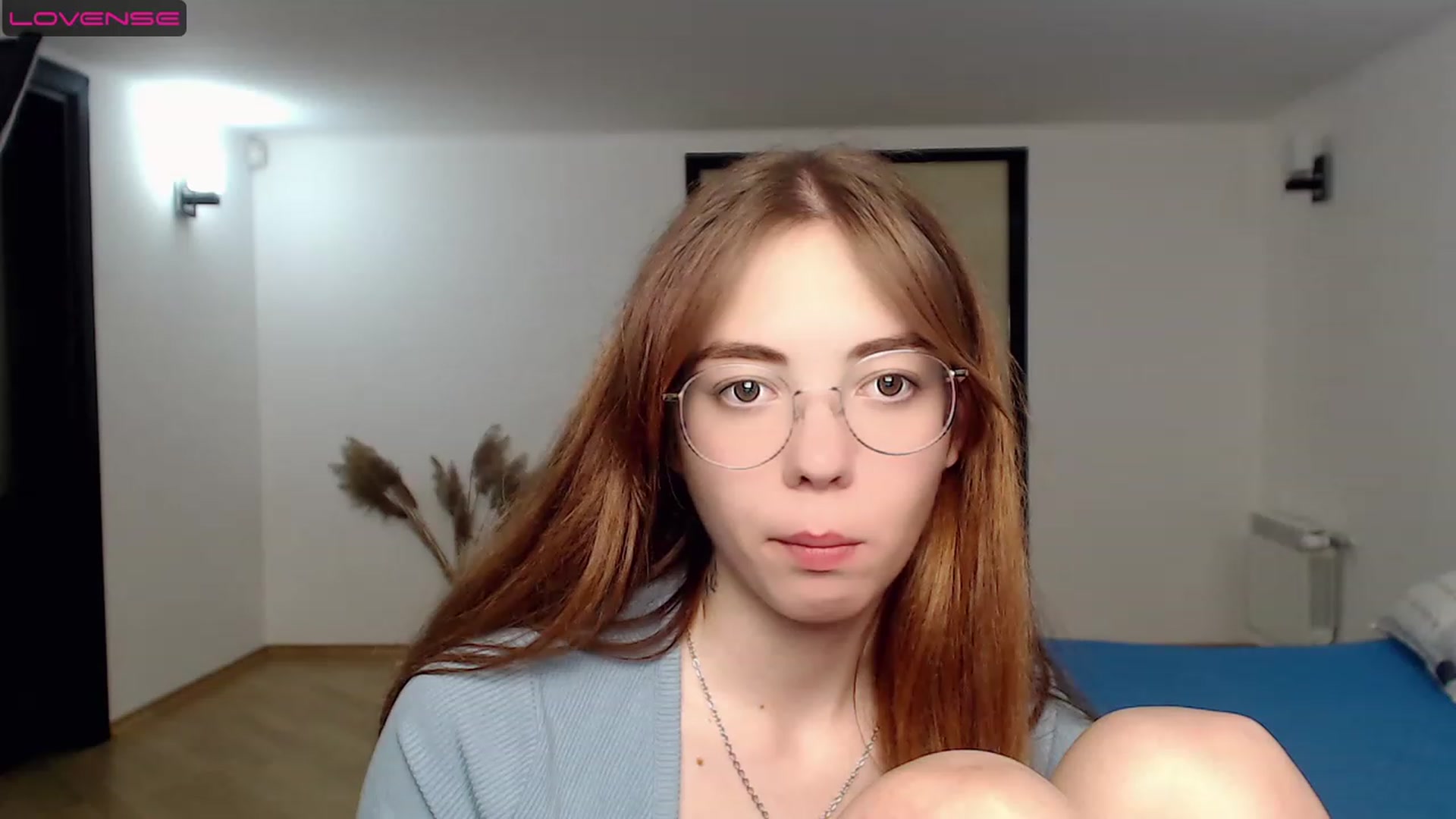 Gallery image thumbnail from KristinaRed's myfreecams stream on, 08/10/2023, 23:56 image 8 of 20