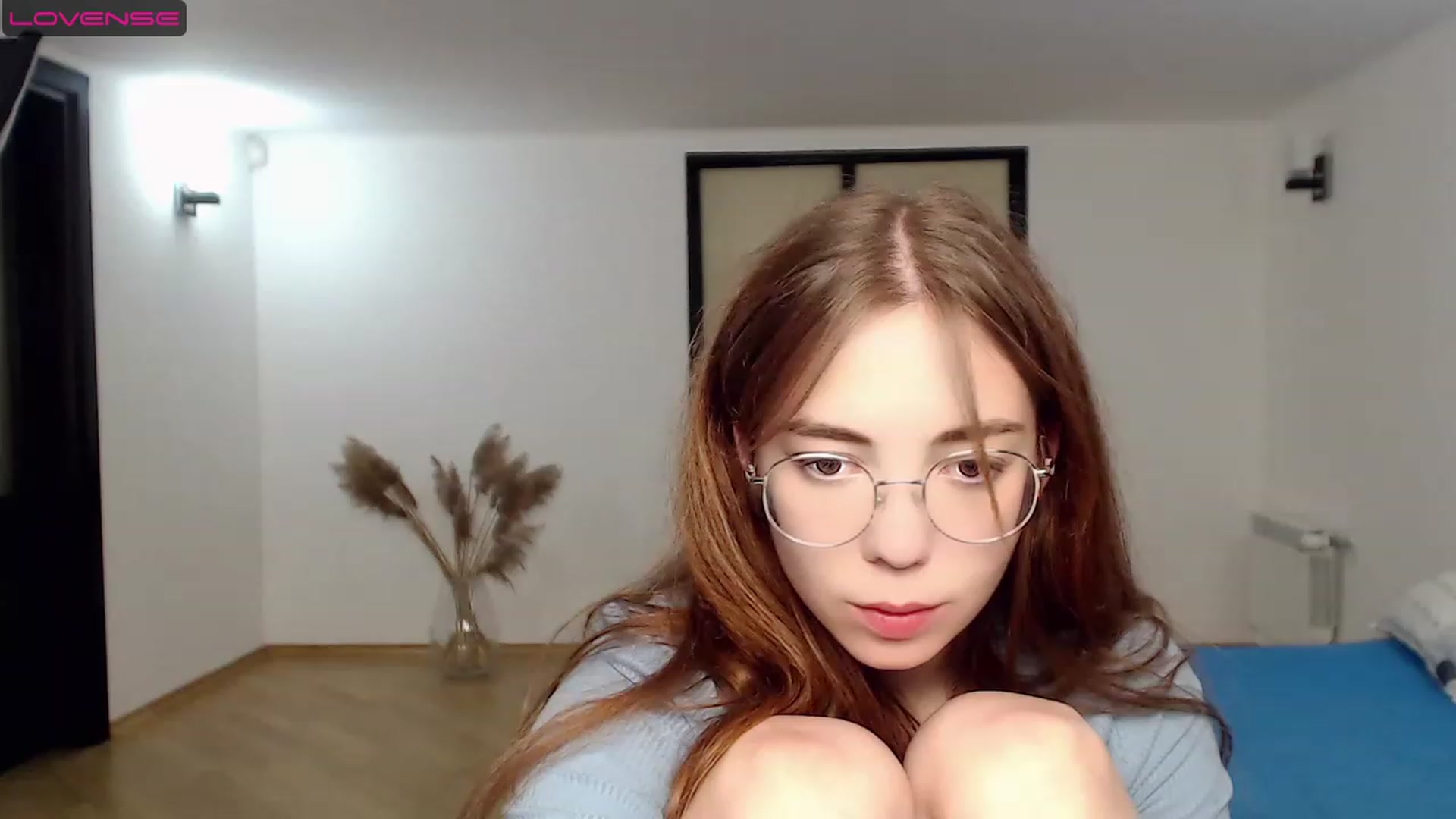 Gallery image thumbnail from KristinaRed's myfreecams stream on, 08/10/2023, 23:56 image 3 of 20