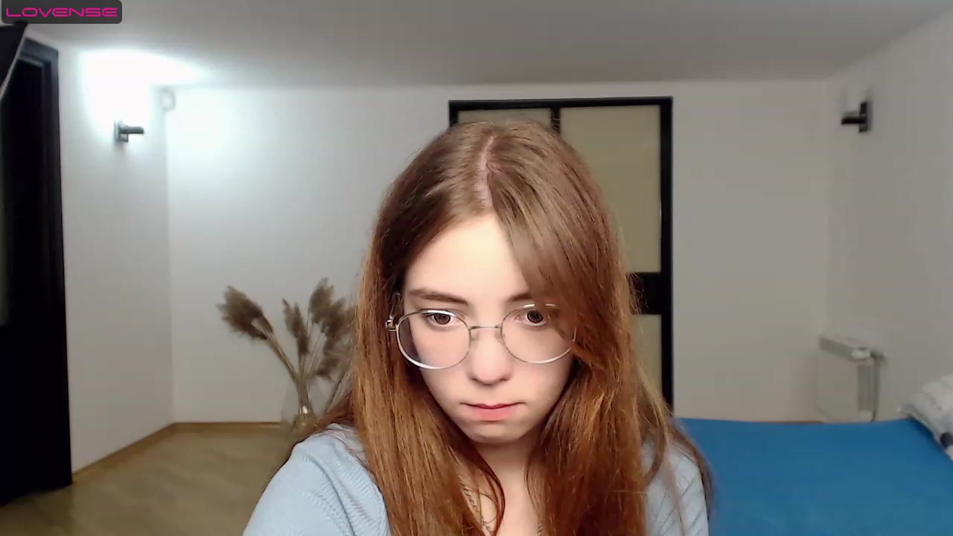 Gallery image thumbnail from KristinaRed's myfreecams stream on, 08/10/2023, 23:56 image 16 of 20