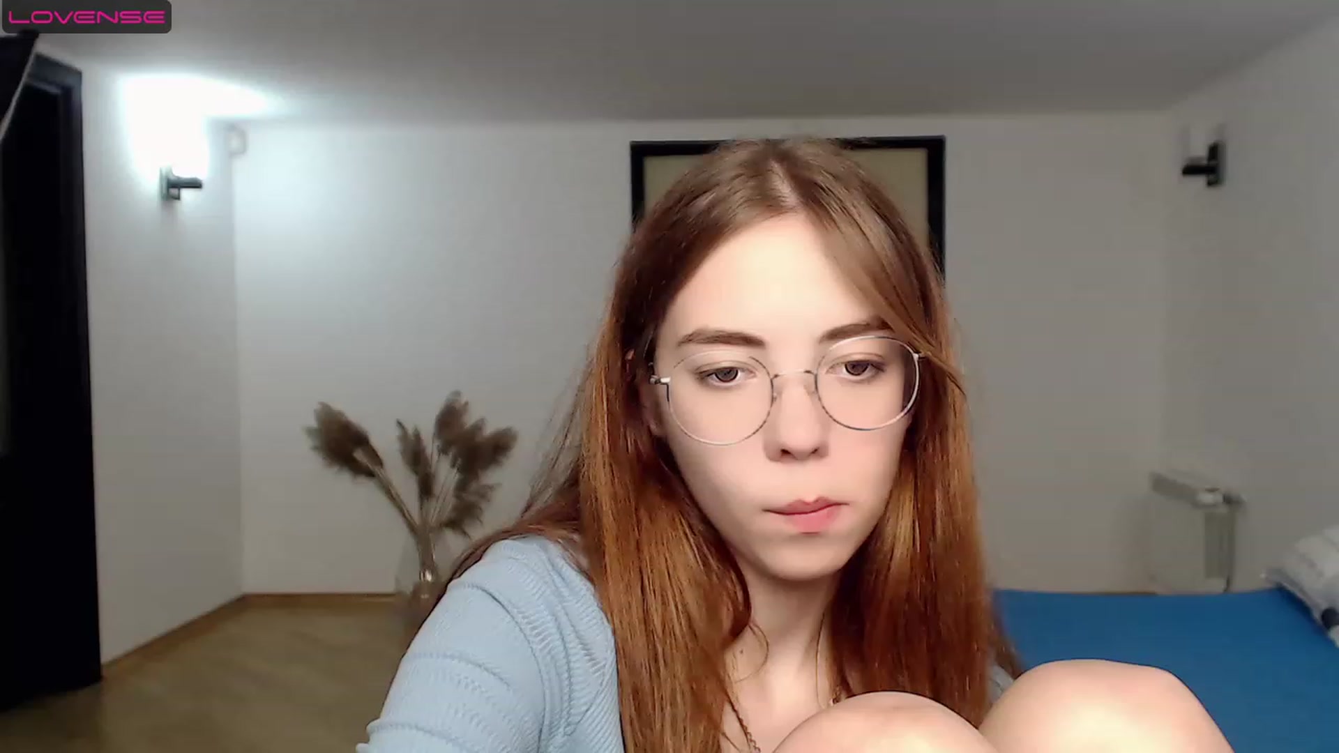 Gallery image thumbnail from KristinaRed's myfreecams stream on, 08/10/2023, 23:56 image 9 of 20