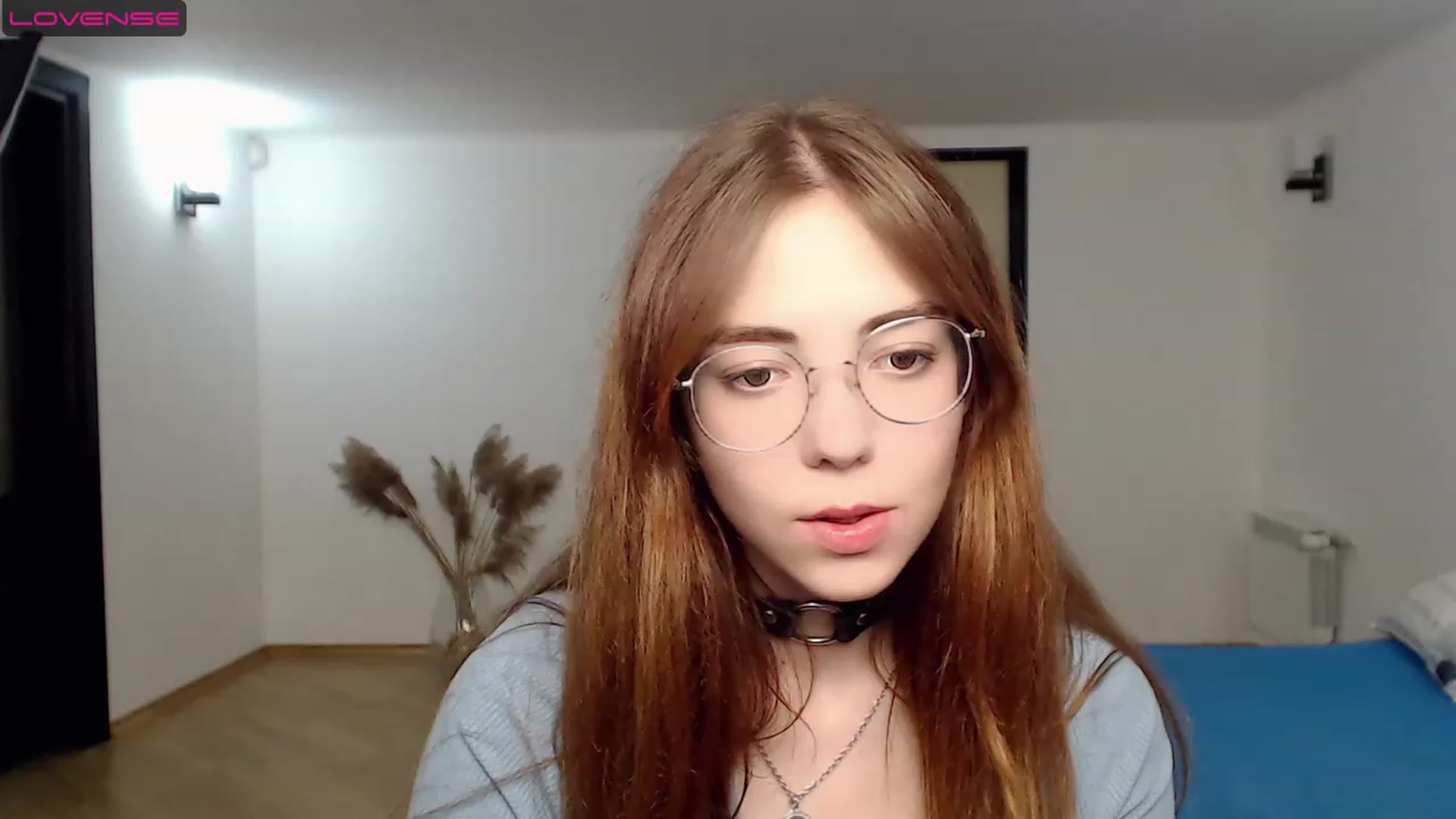 Gallery image thumbnail from KristinaRed's myfreecams stream on, 08/10/2023, 23:56 image 1 of 20