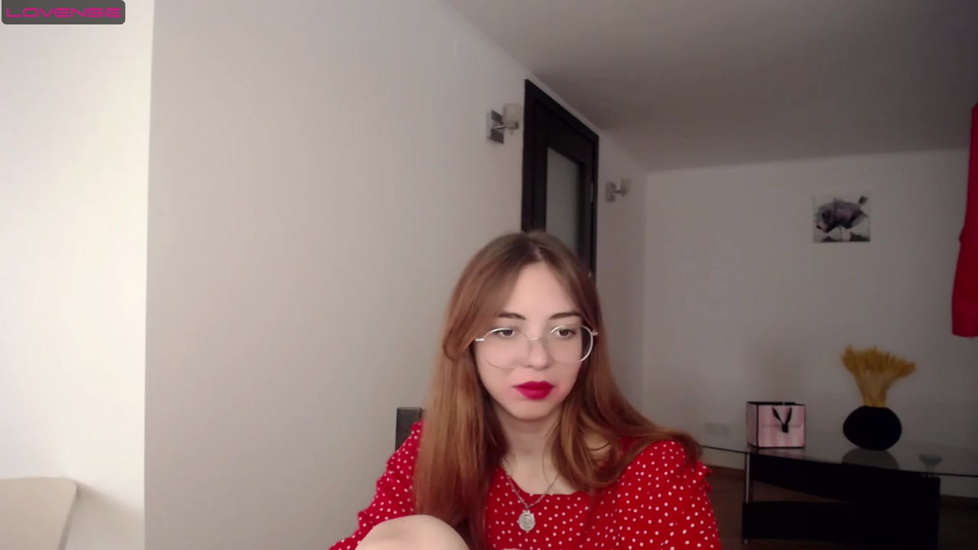 Gallery image thumbnail from KristinaRed's myfreecams stream on, 08/11/2023, 15:13 image 10 of 20